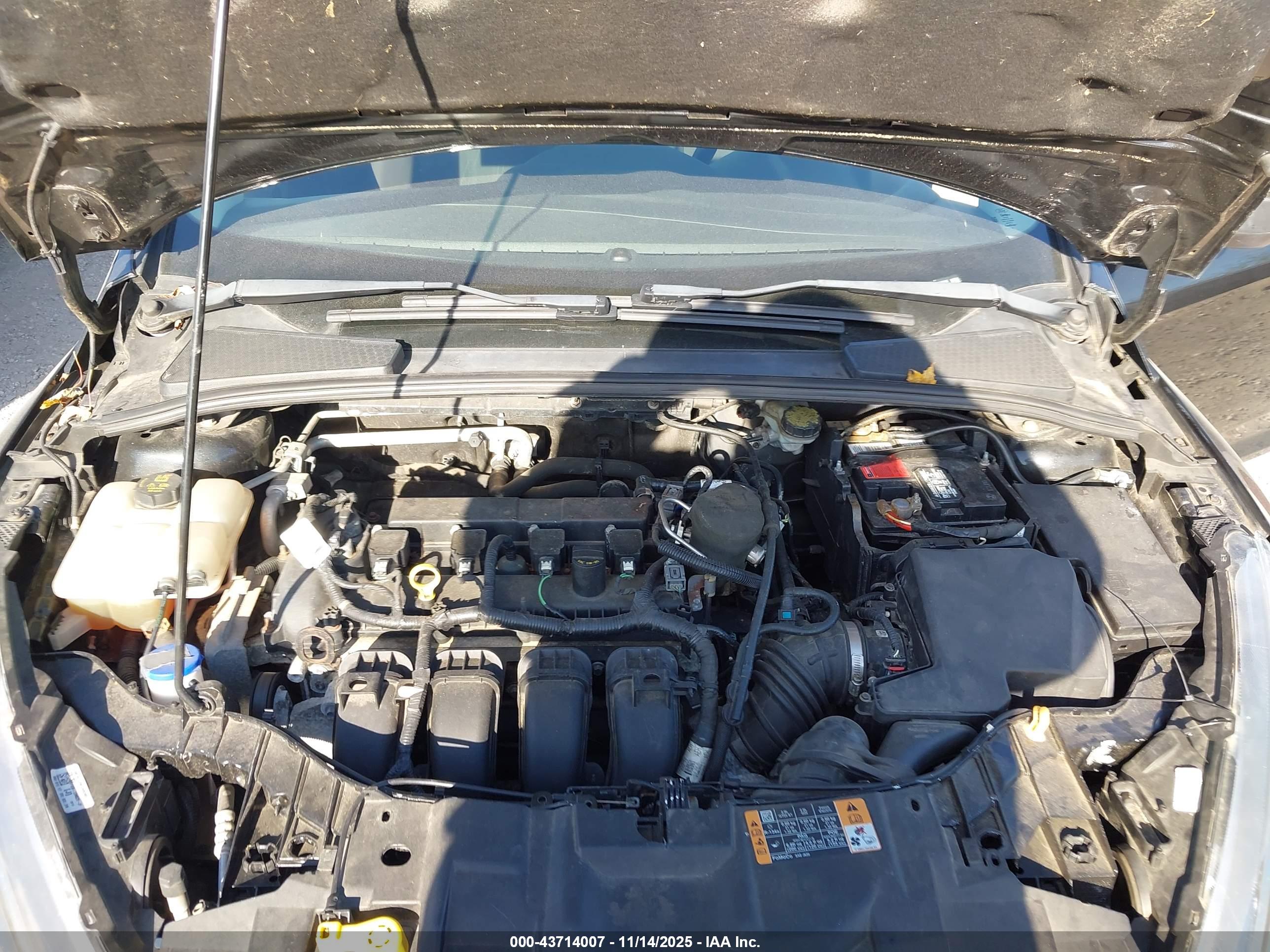 FORD FOCUS image 10