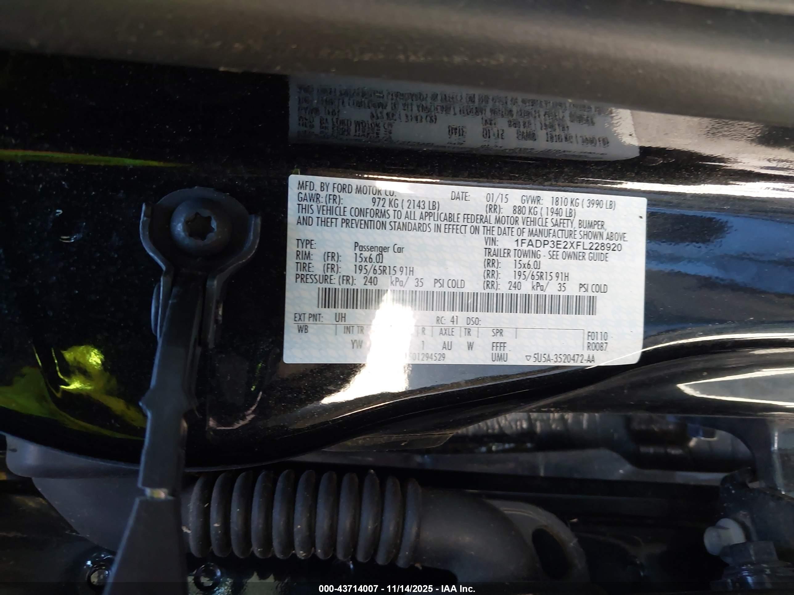 FORD FOCUS image 9
