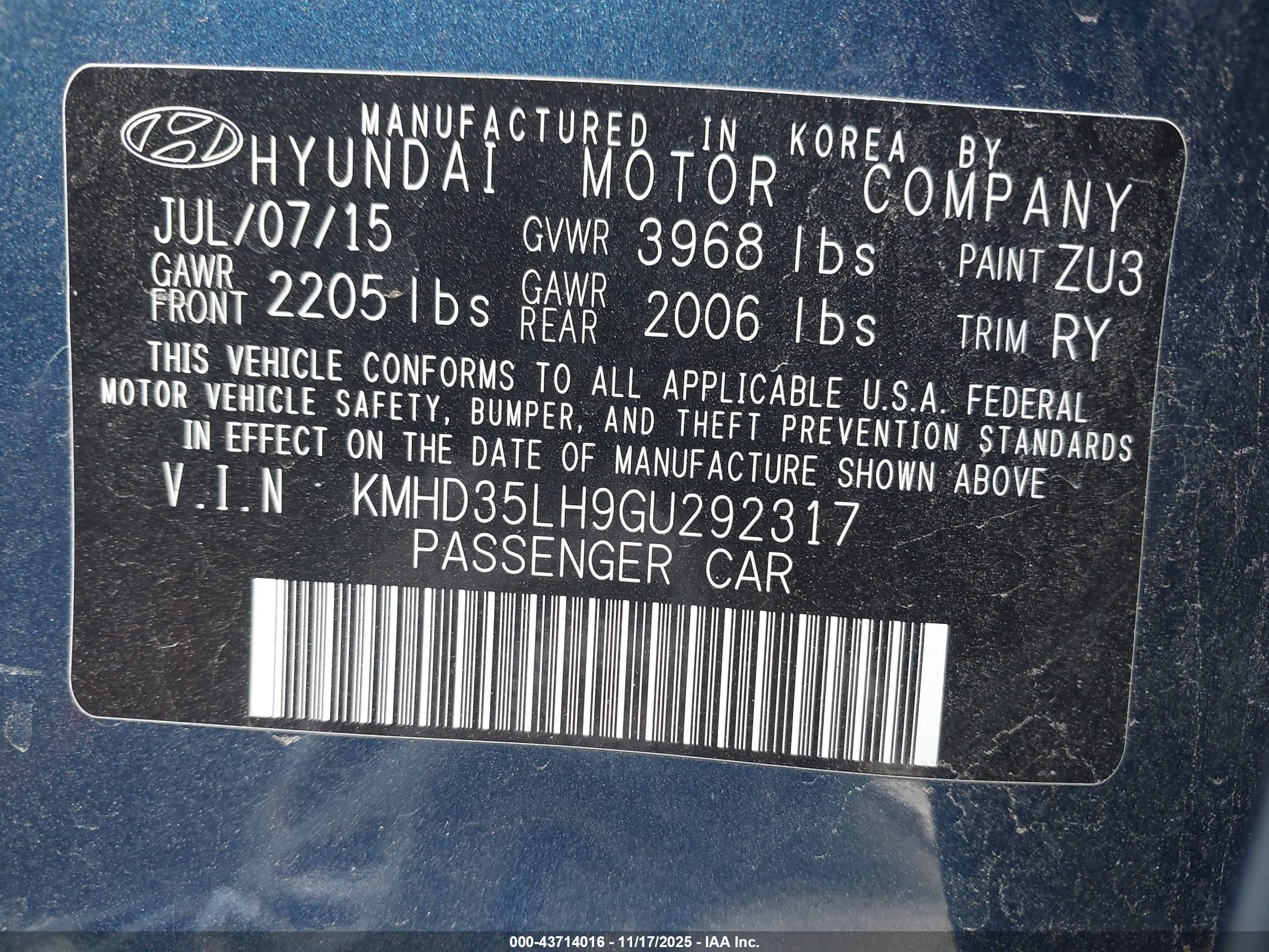 HYUNDAI ELANTRA image 9