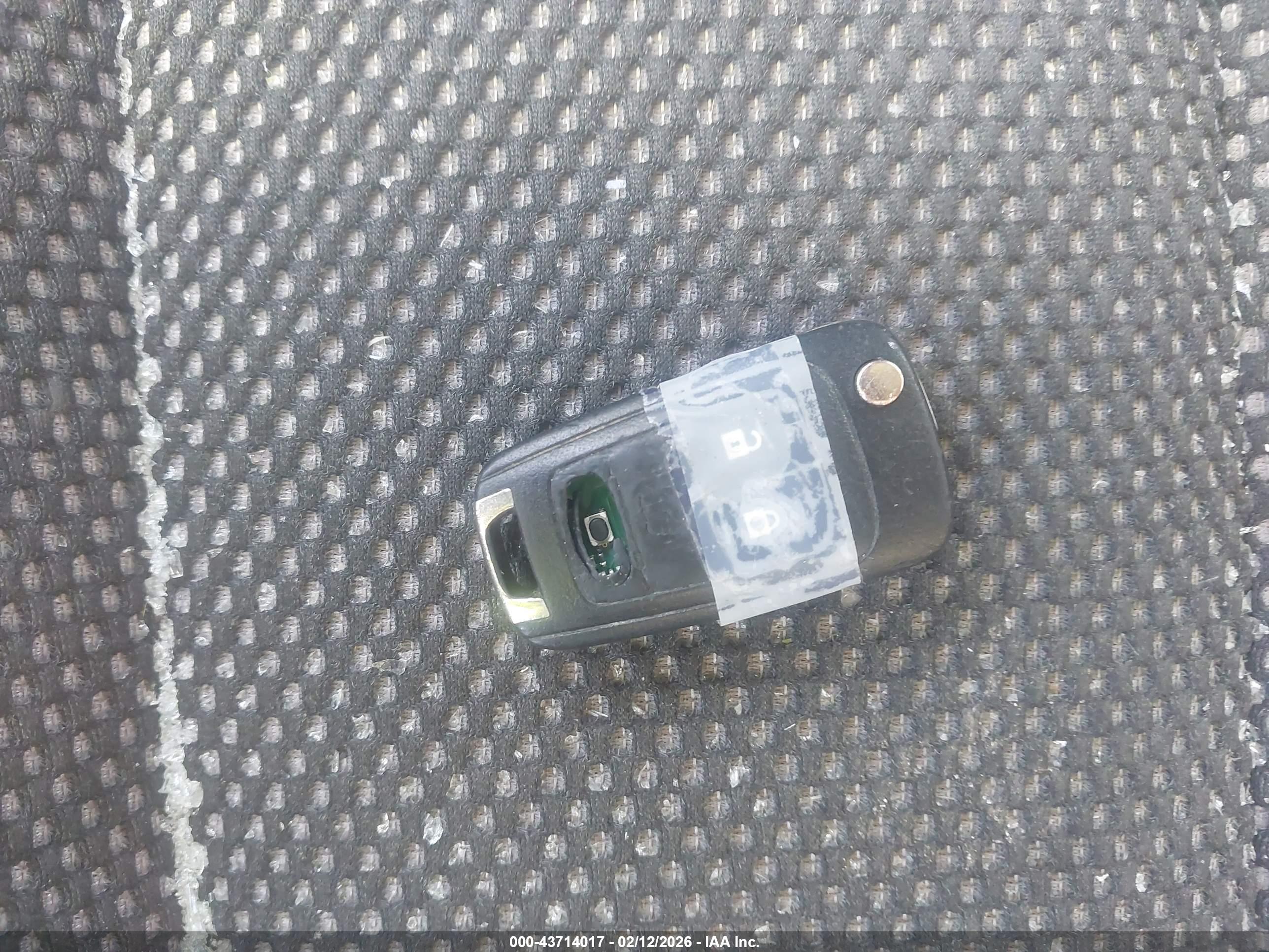 CHEVROLET EQUINOX image 11