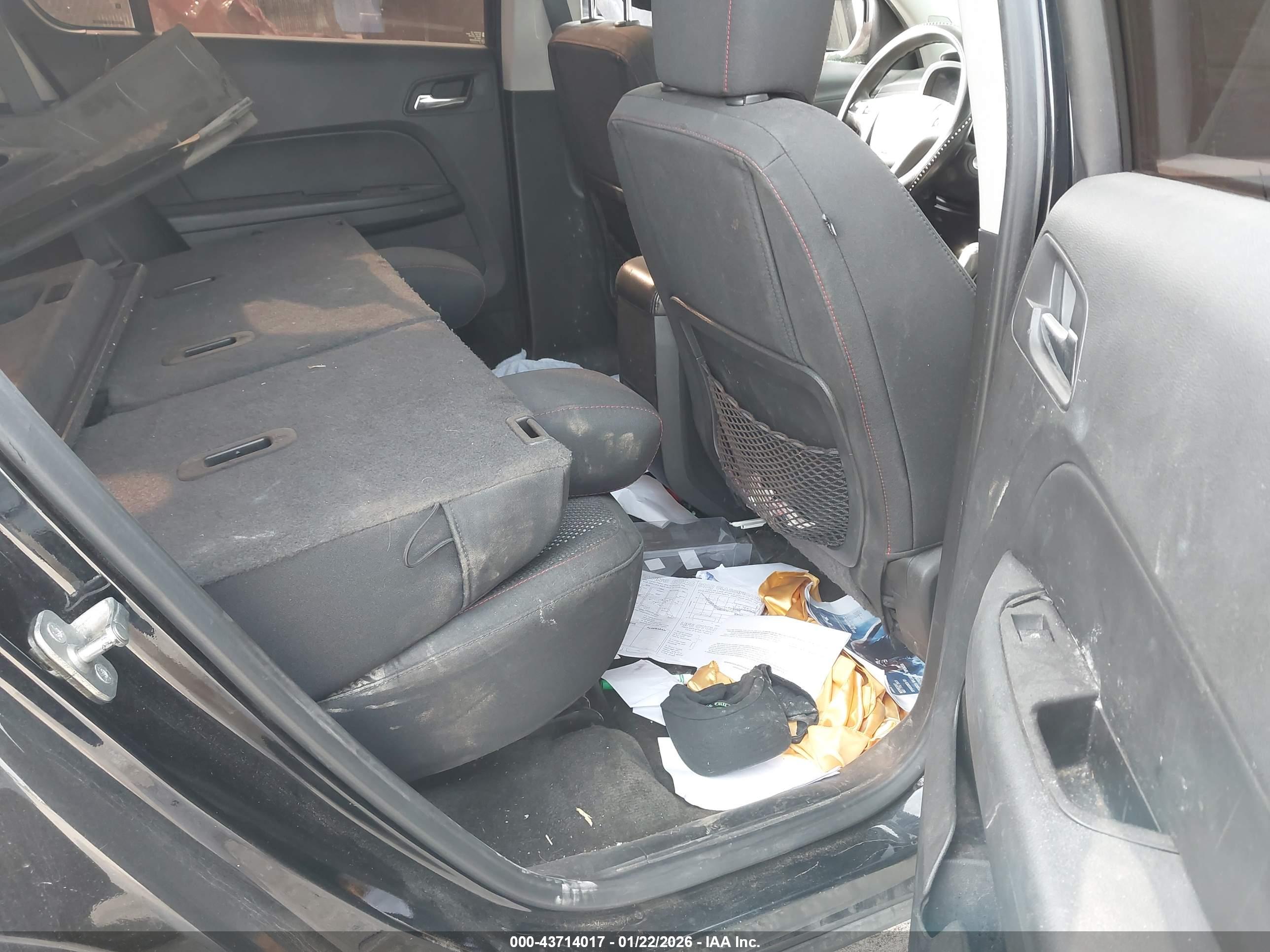 CHEVROLET EQUINOX image 8