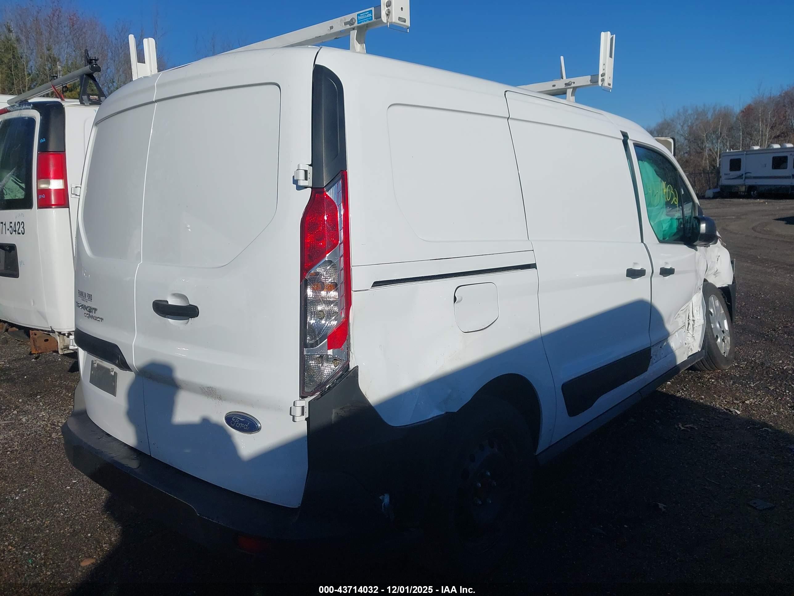 FORD TRANSIT image 4