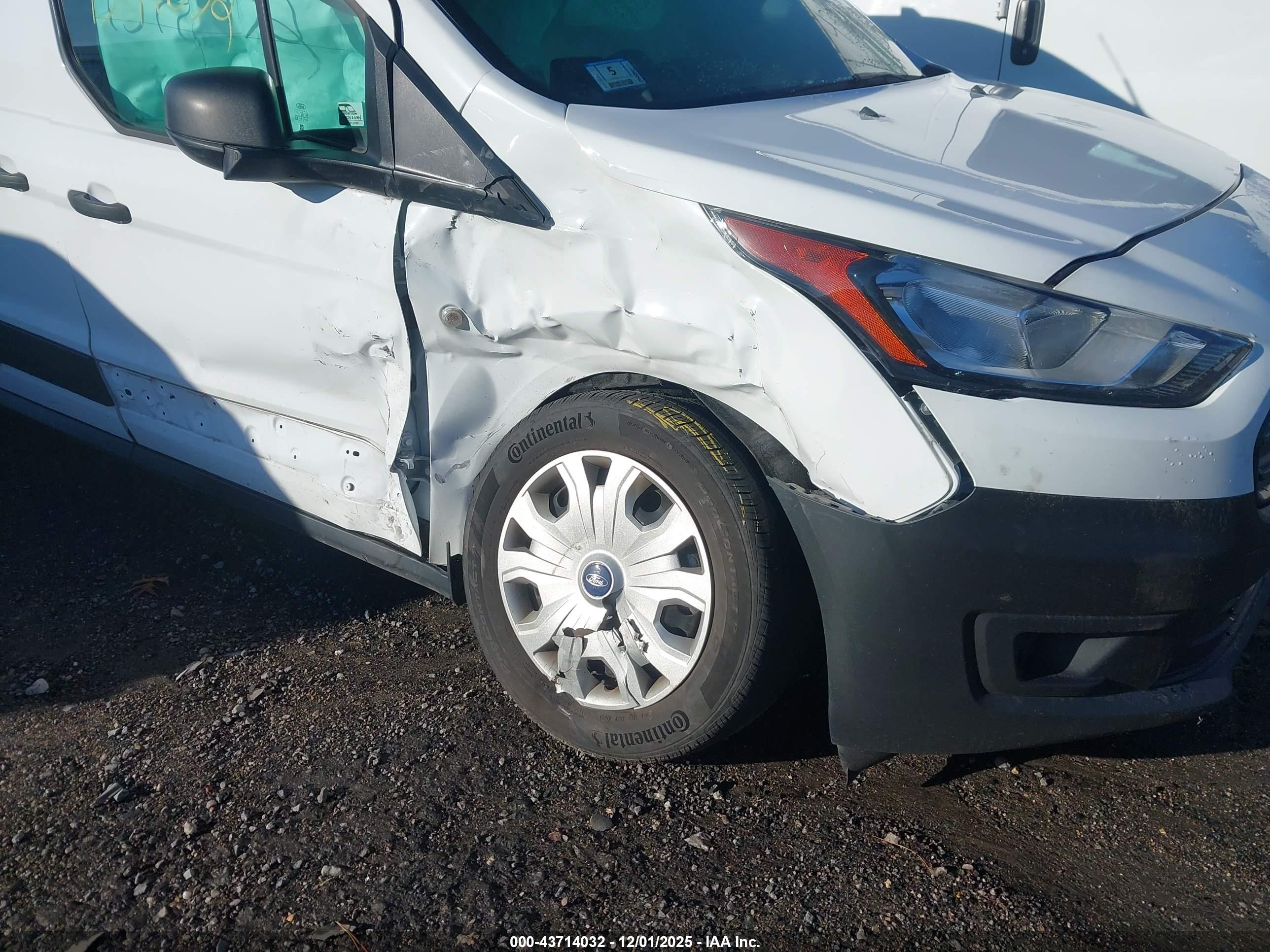 FORD TRANSIT image 6