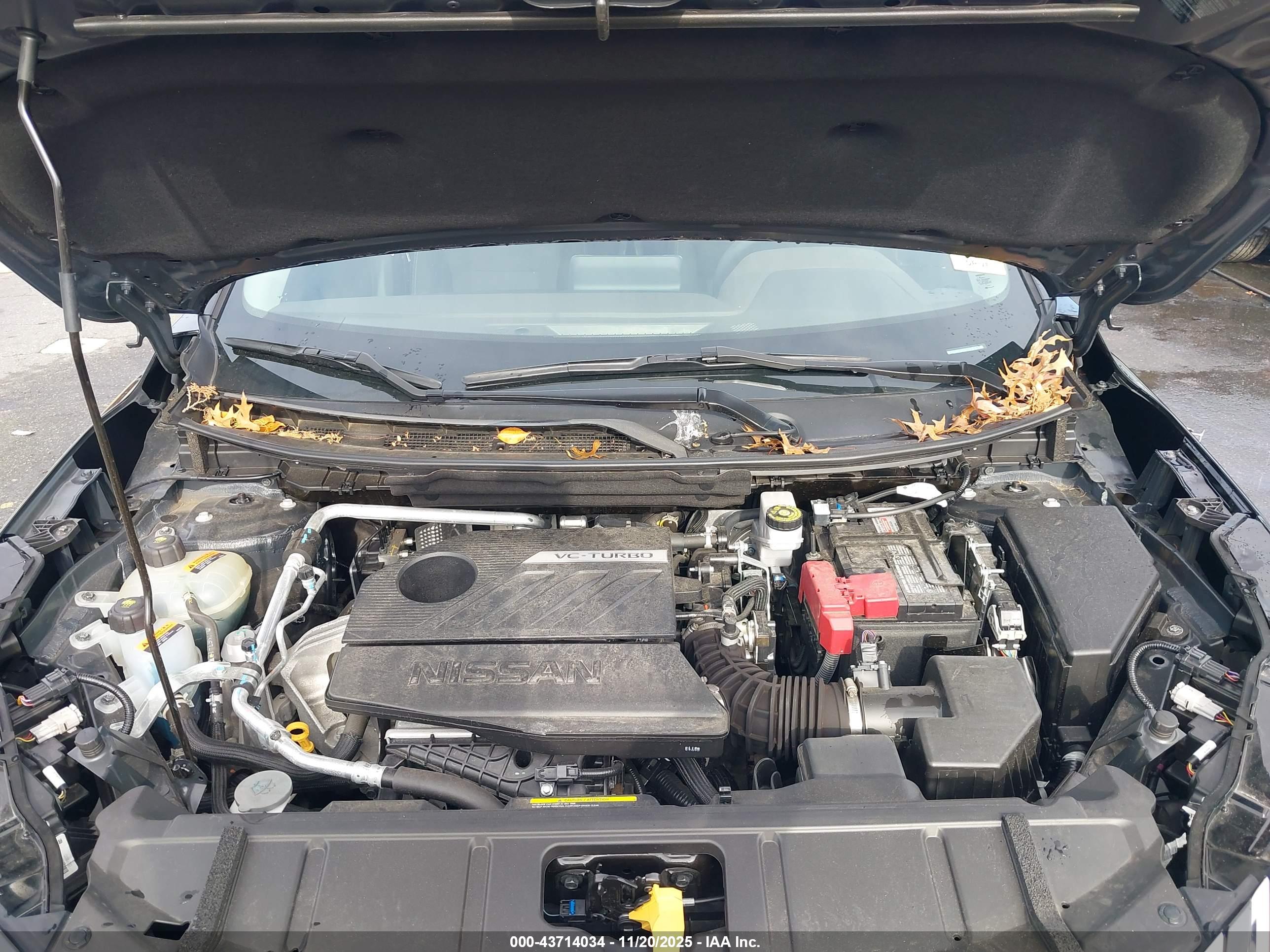 NISSAN ROGUE image 10