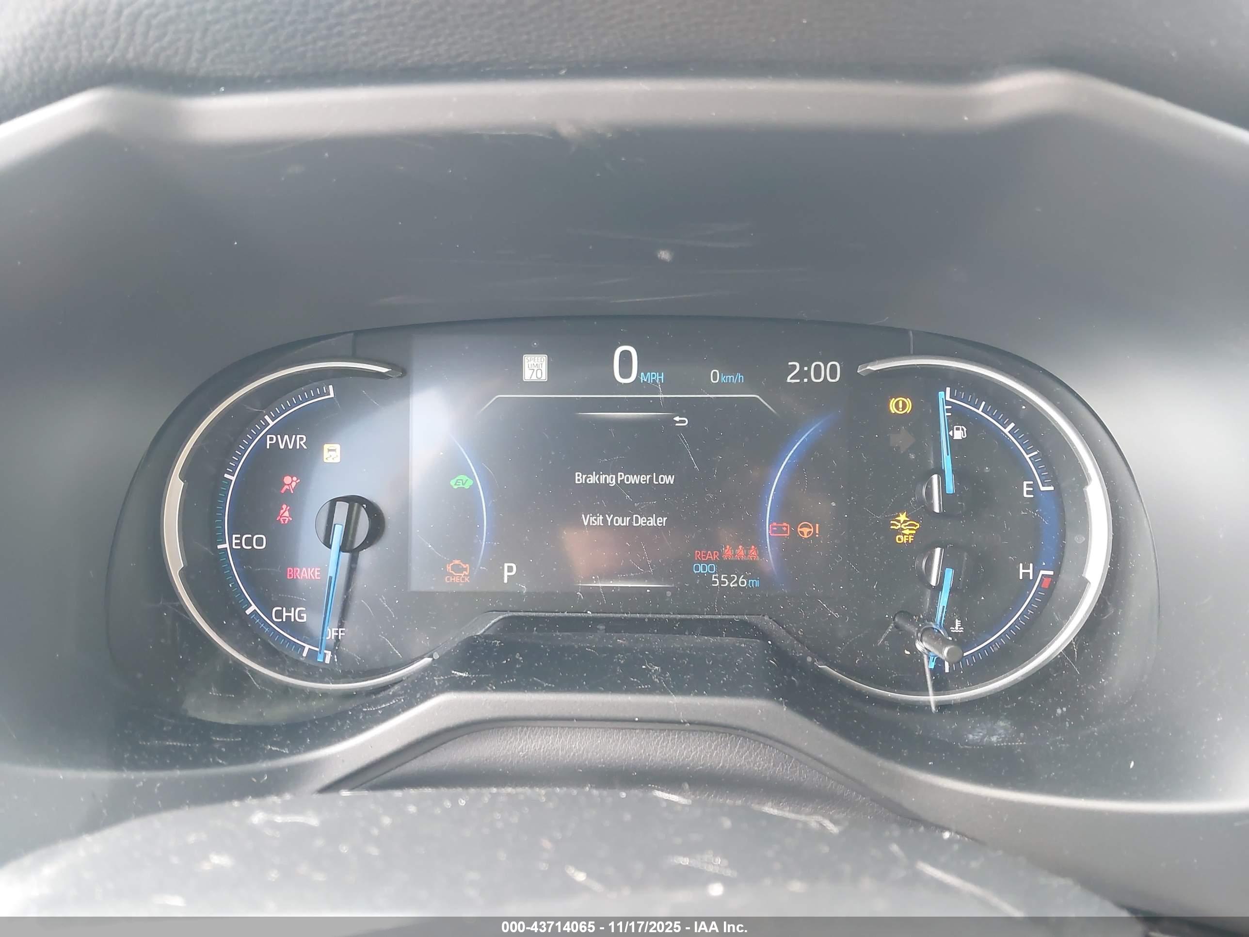 TOYOTA RAV4 image 7