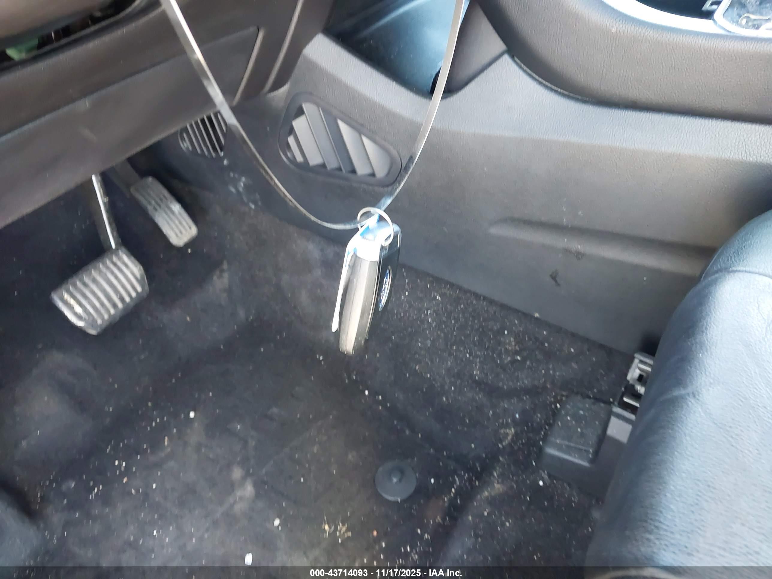 FORD EDGE image 11