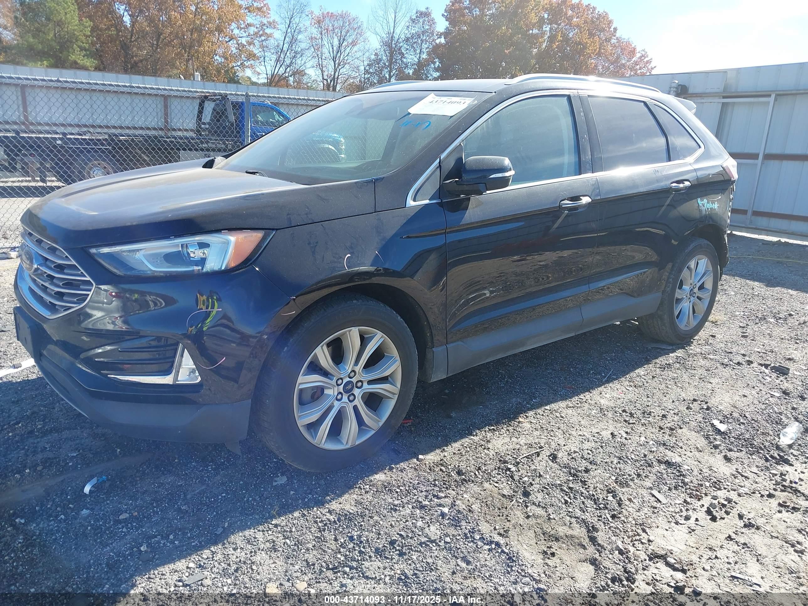 FORD EDGE image 2
