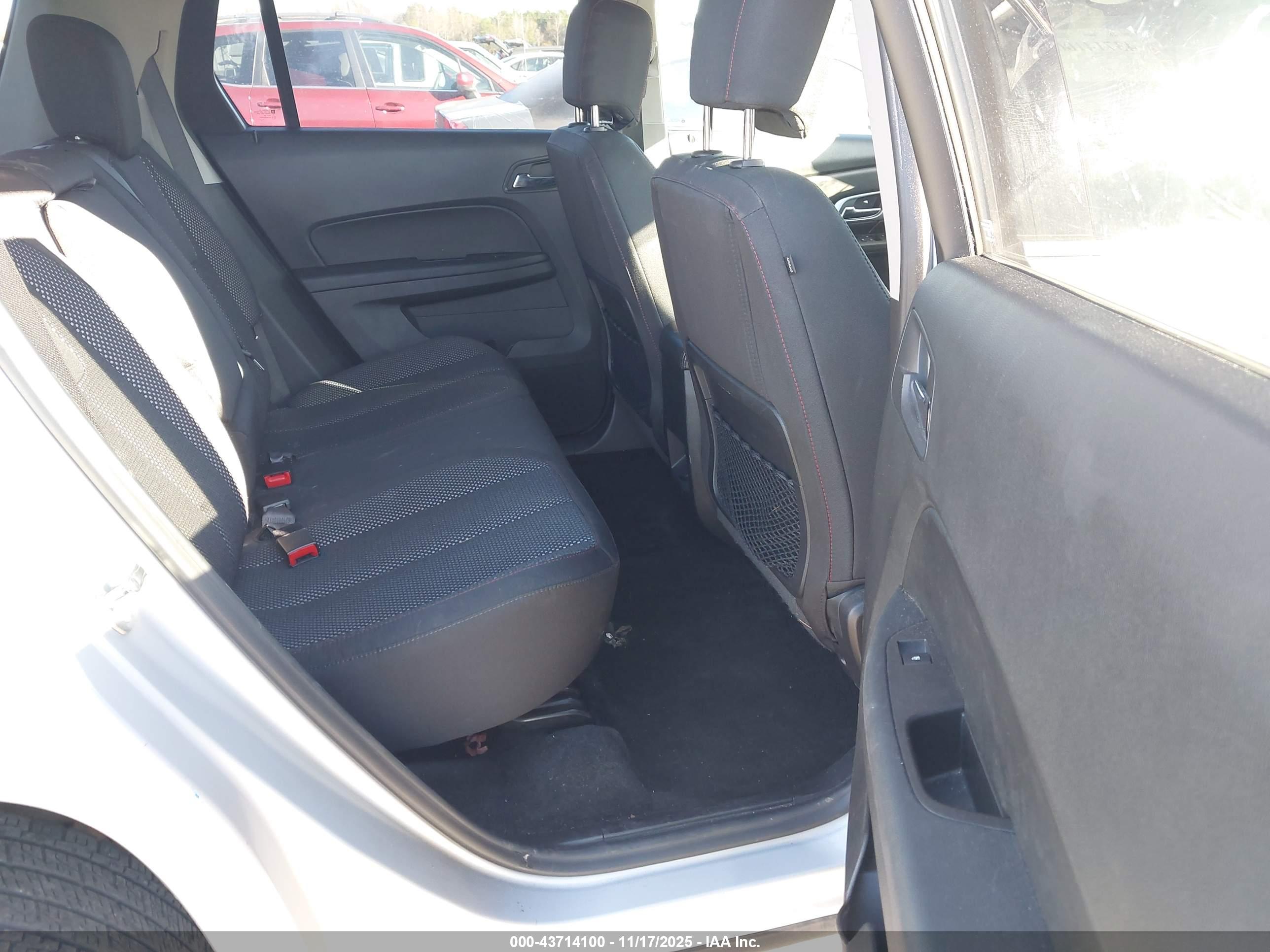 GMC TERRAIN image 8