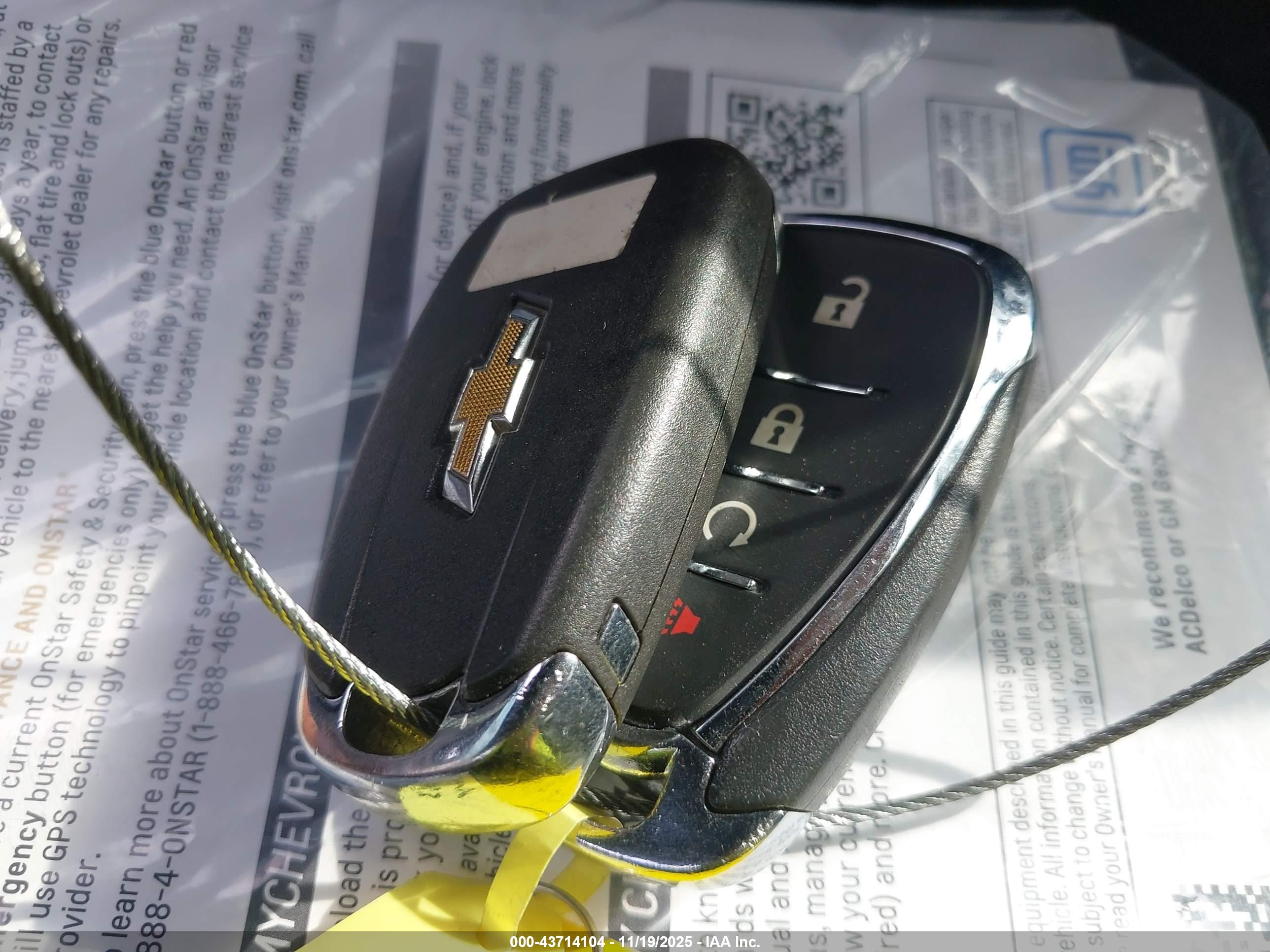 CHEVROLET EQUINOX image 11