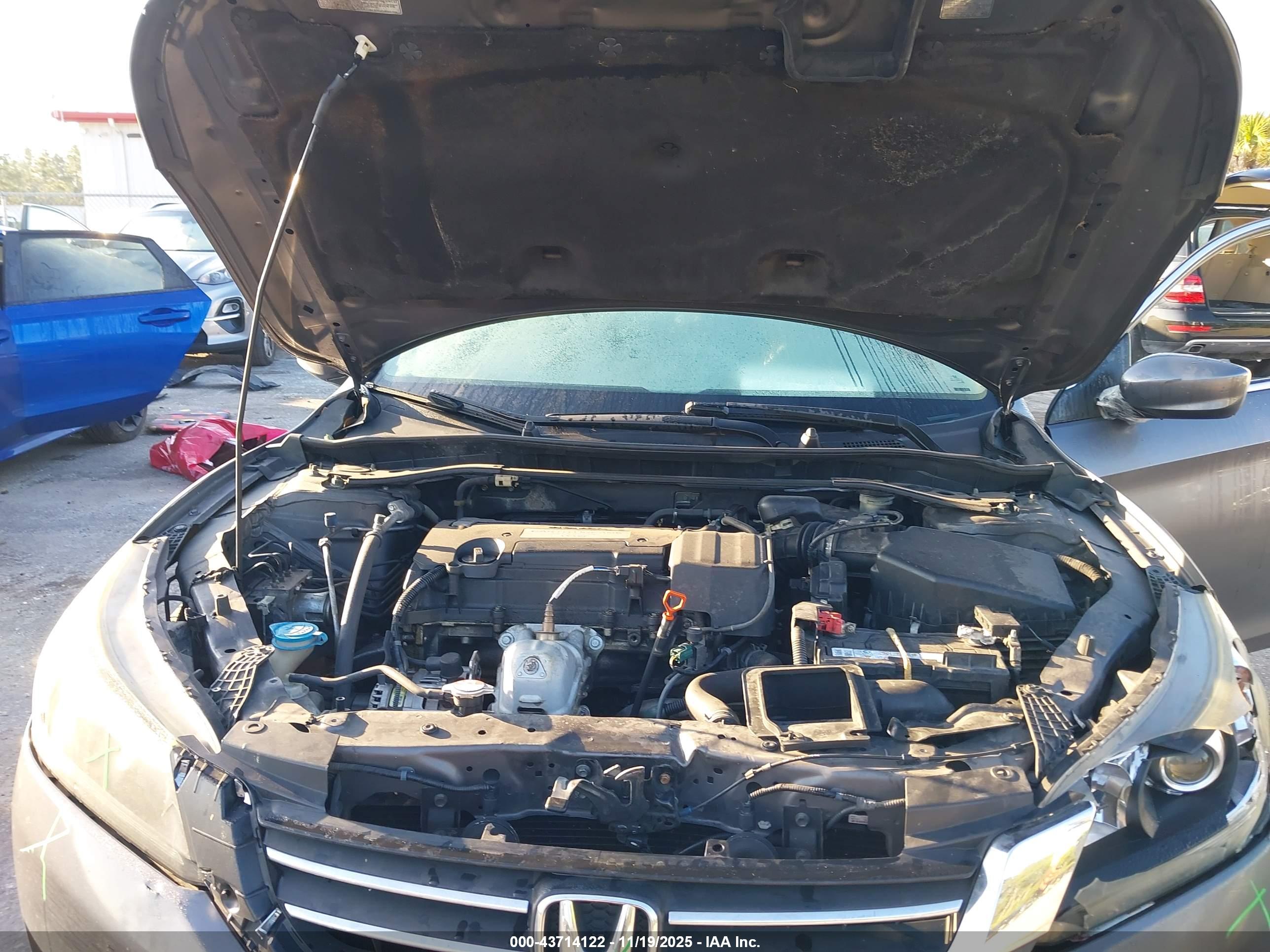 HONDA ACCORD image 10