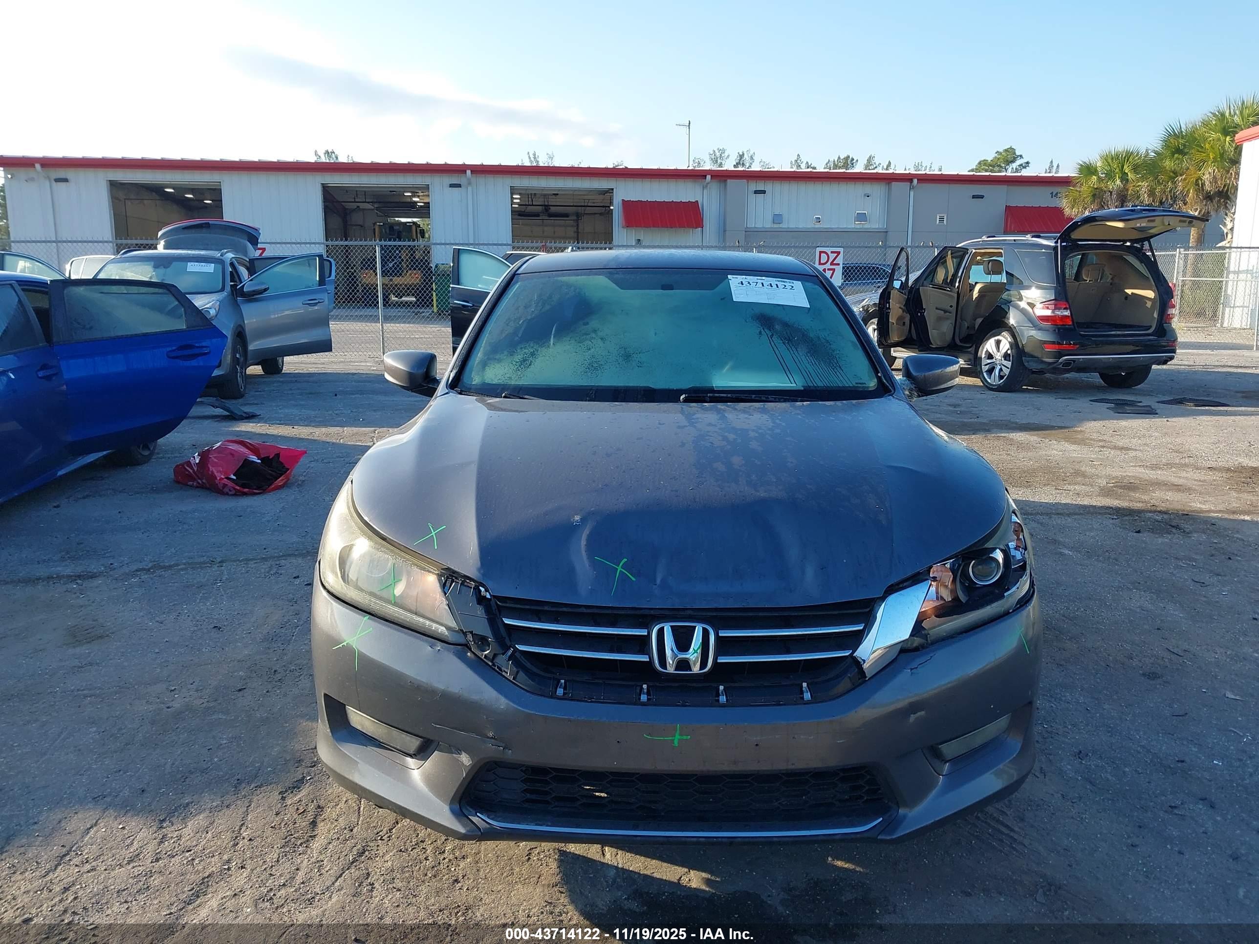 HONDA ACCORD image 6