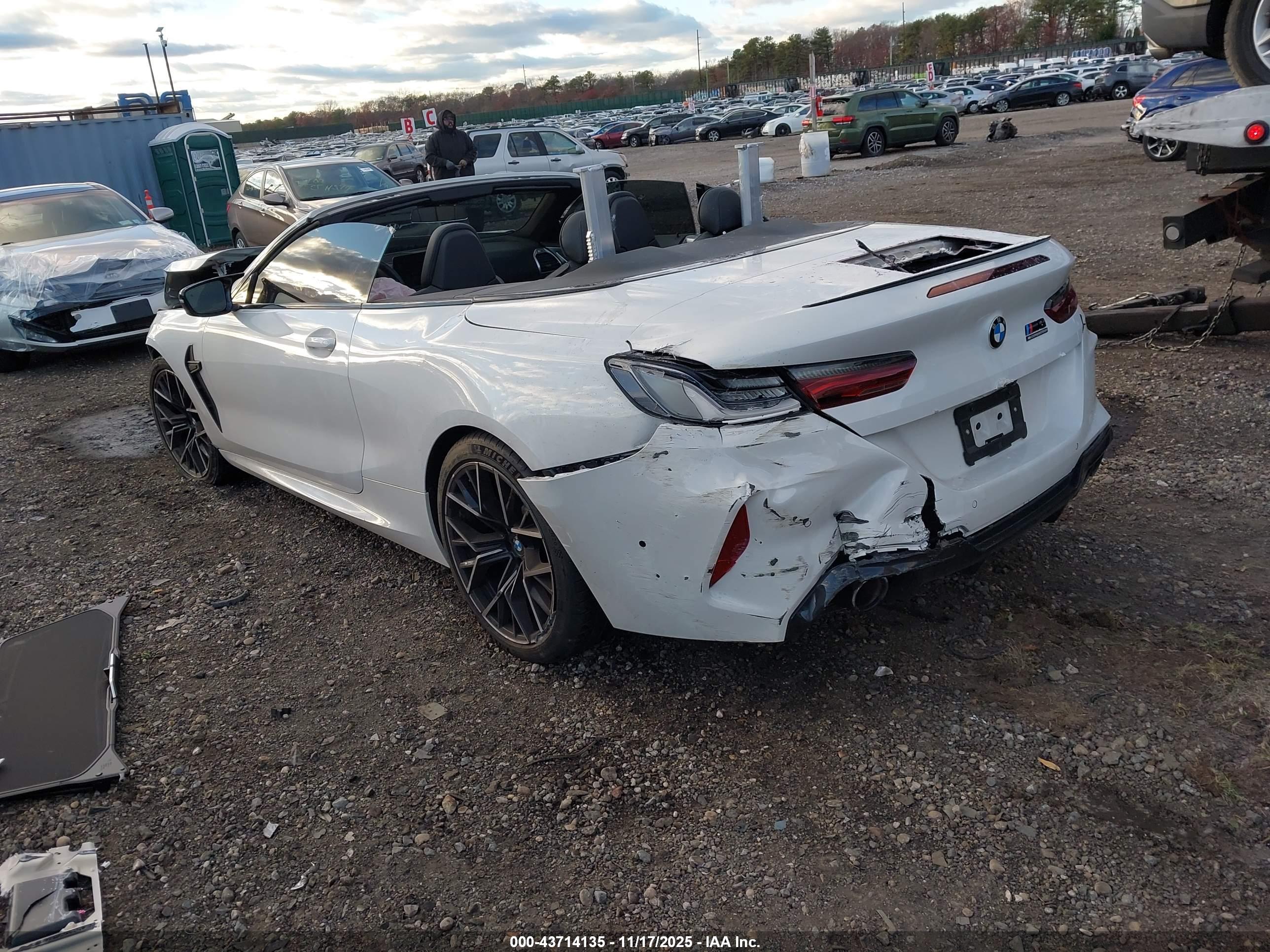 BMW M8 image 3