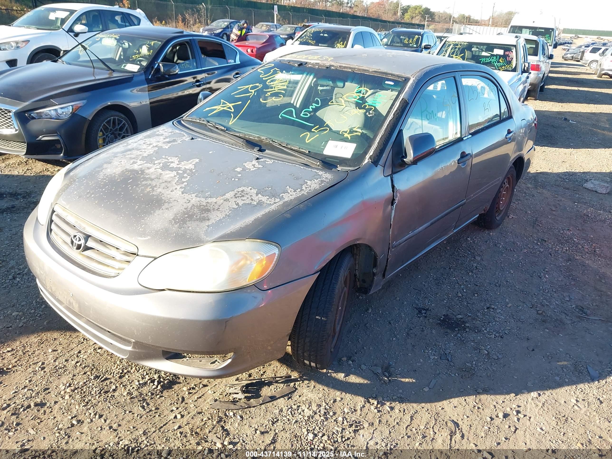 TOYOTA COROLLA image 2