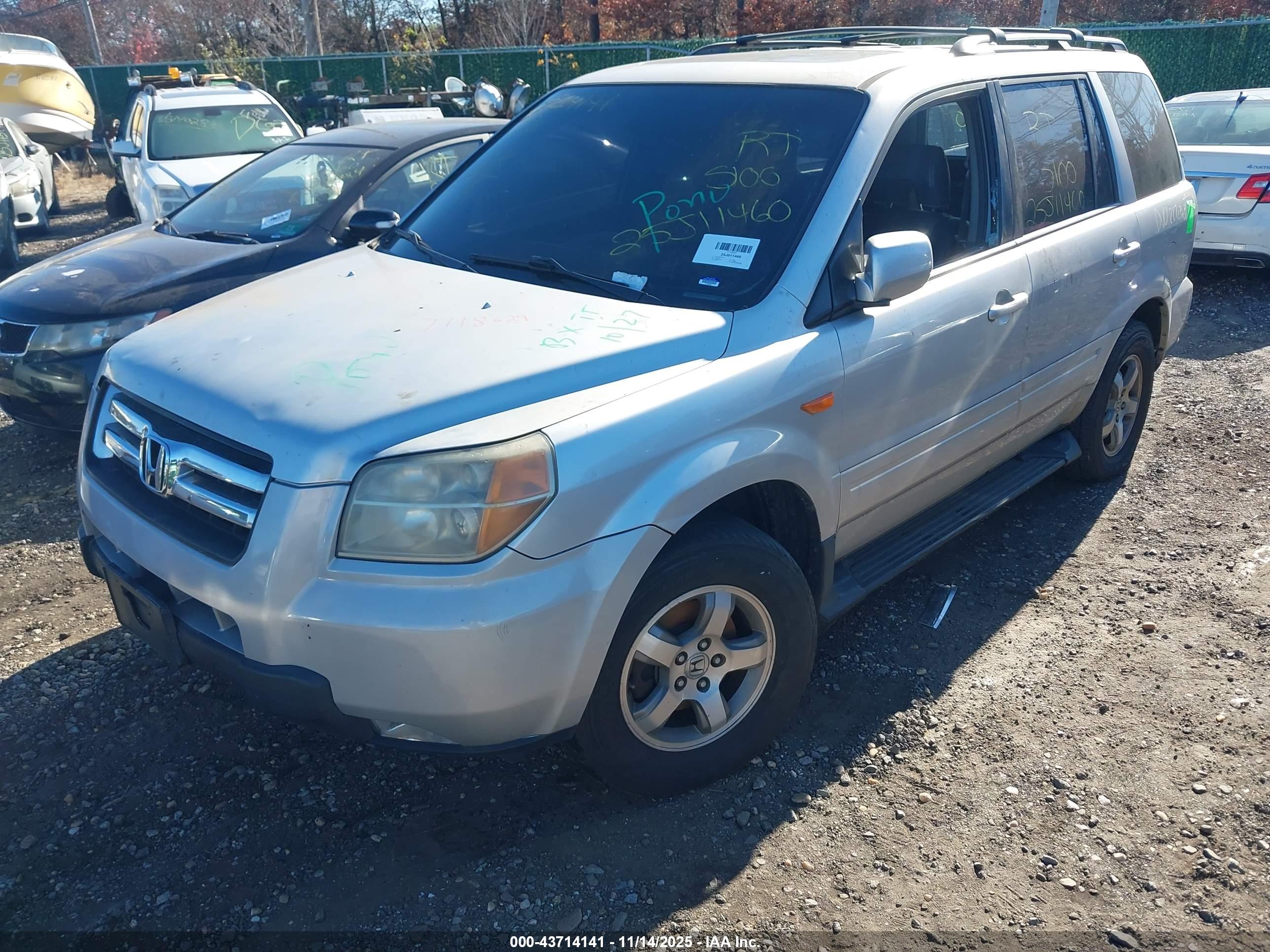HONDA PILOT image 2