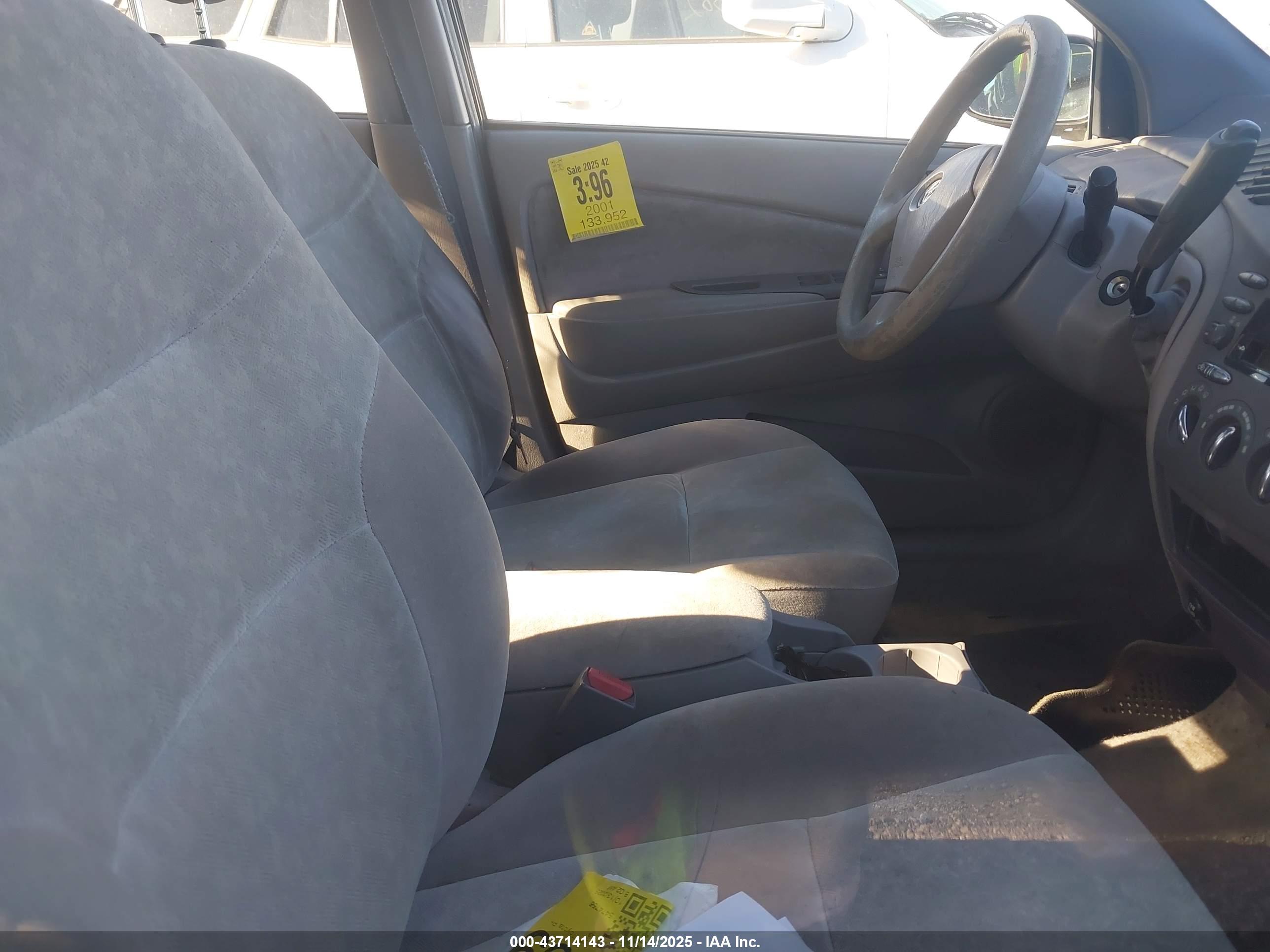 TOYOTA PRIUS image 5