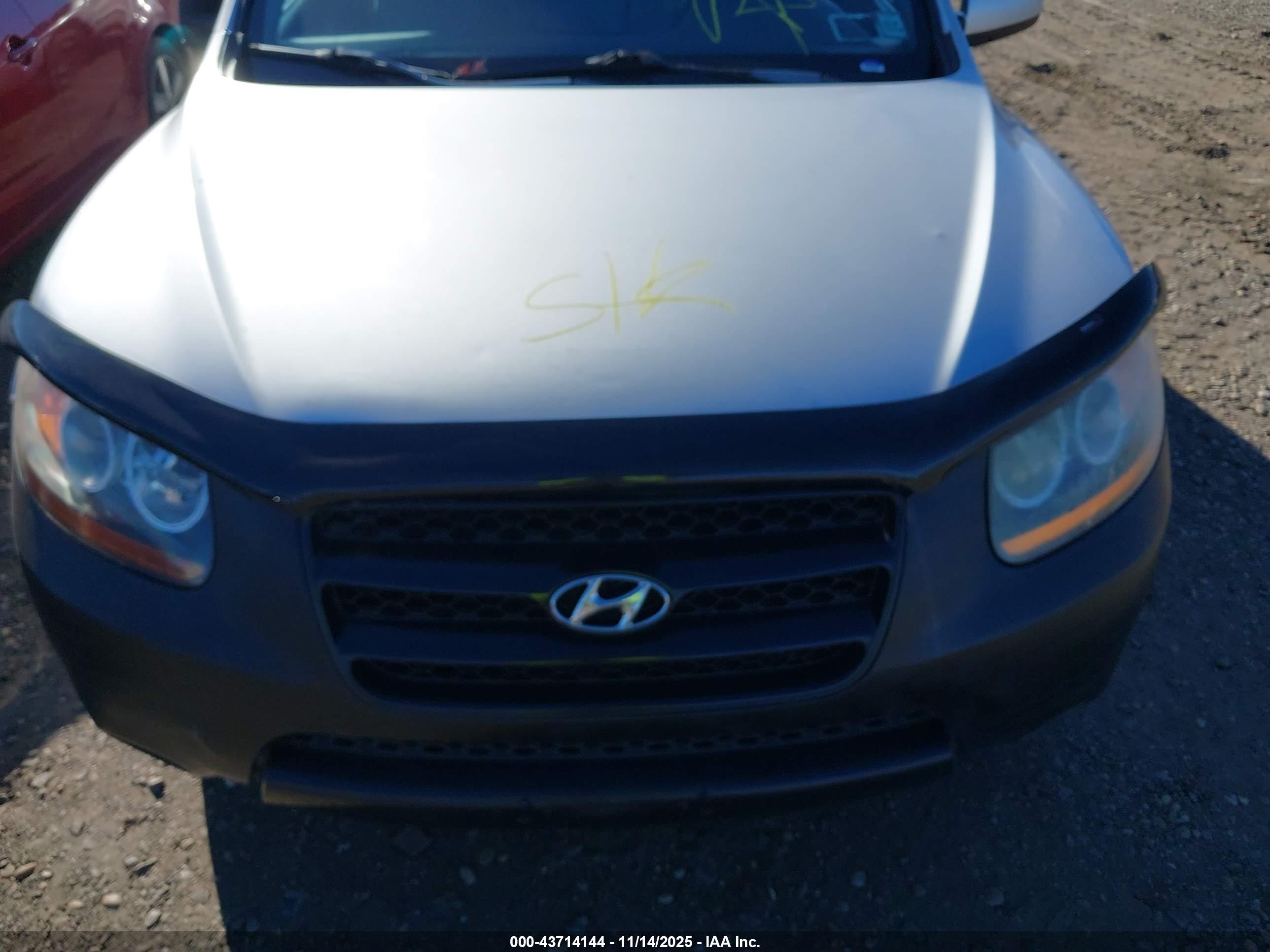 HYUNDAI SANTA image 10