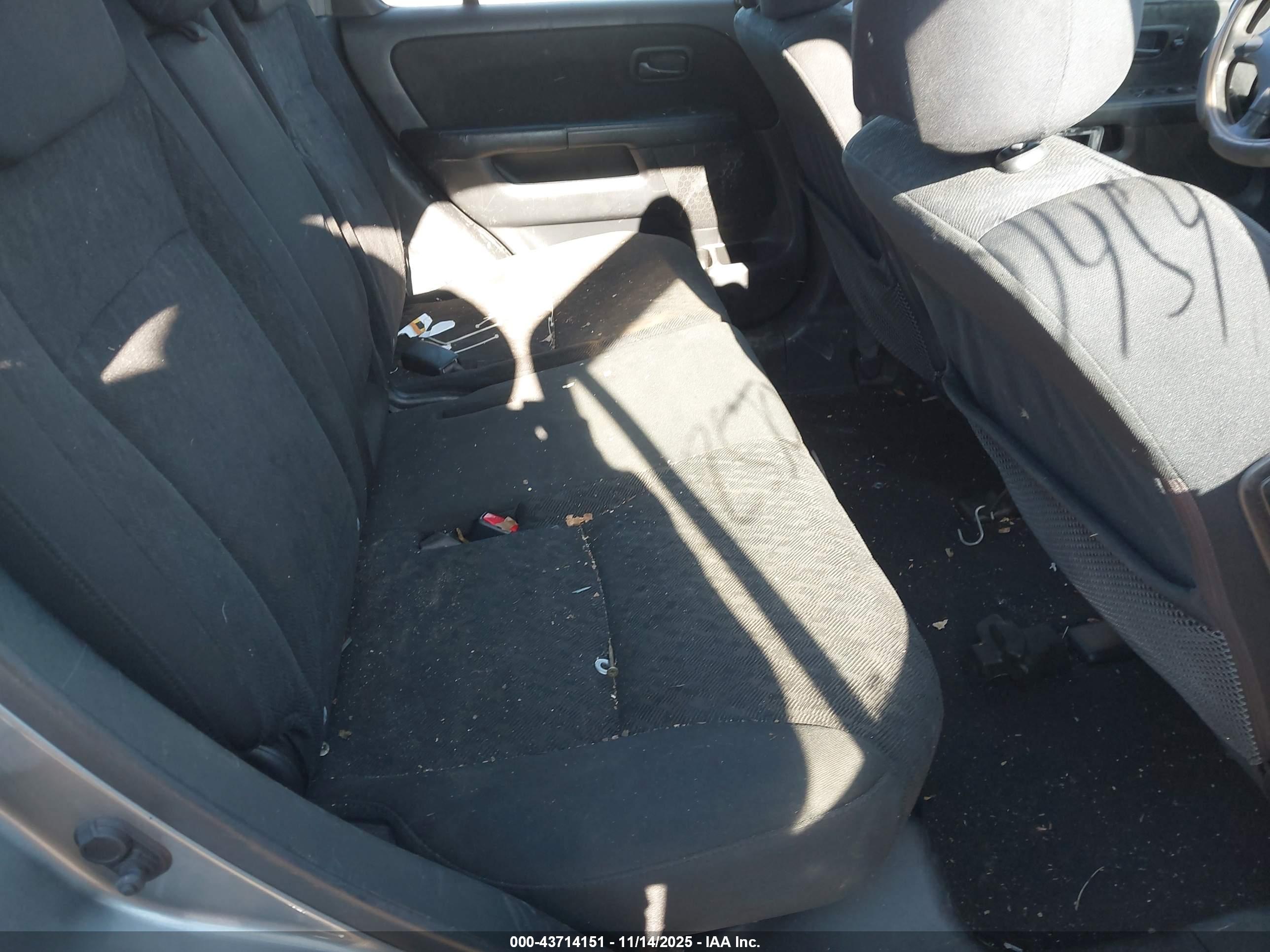 HONDA CR-V image 8