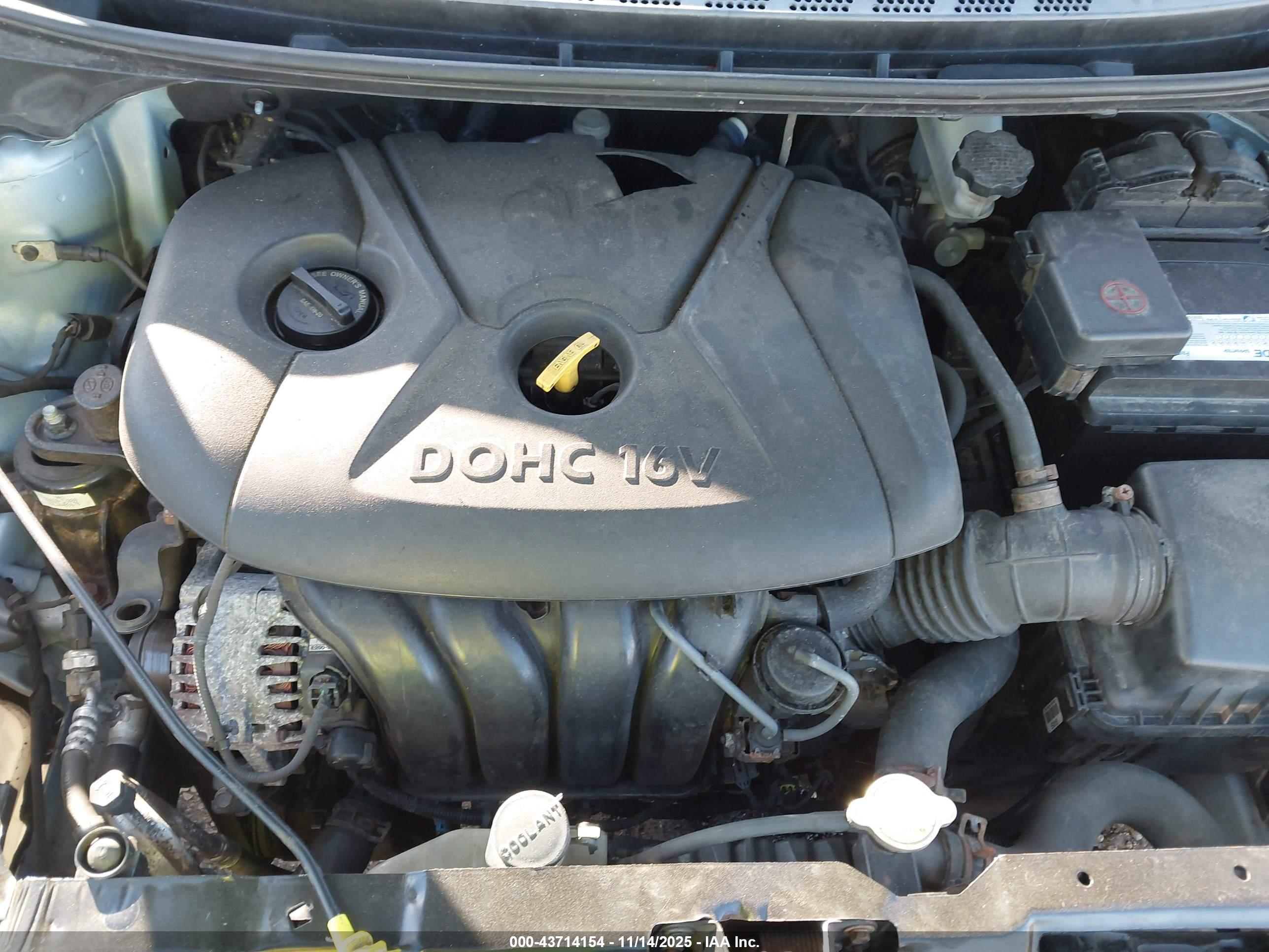 HYUNDAI ELANTRA image 10