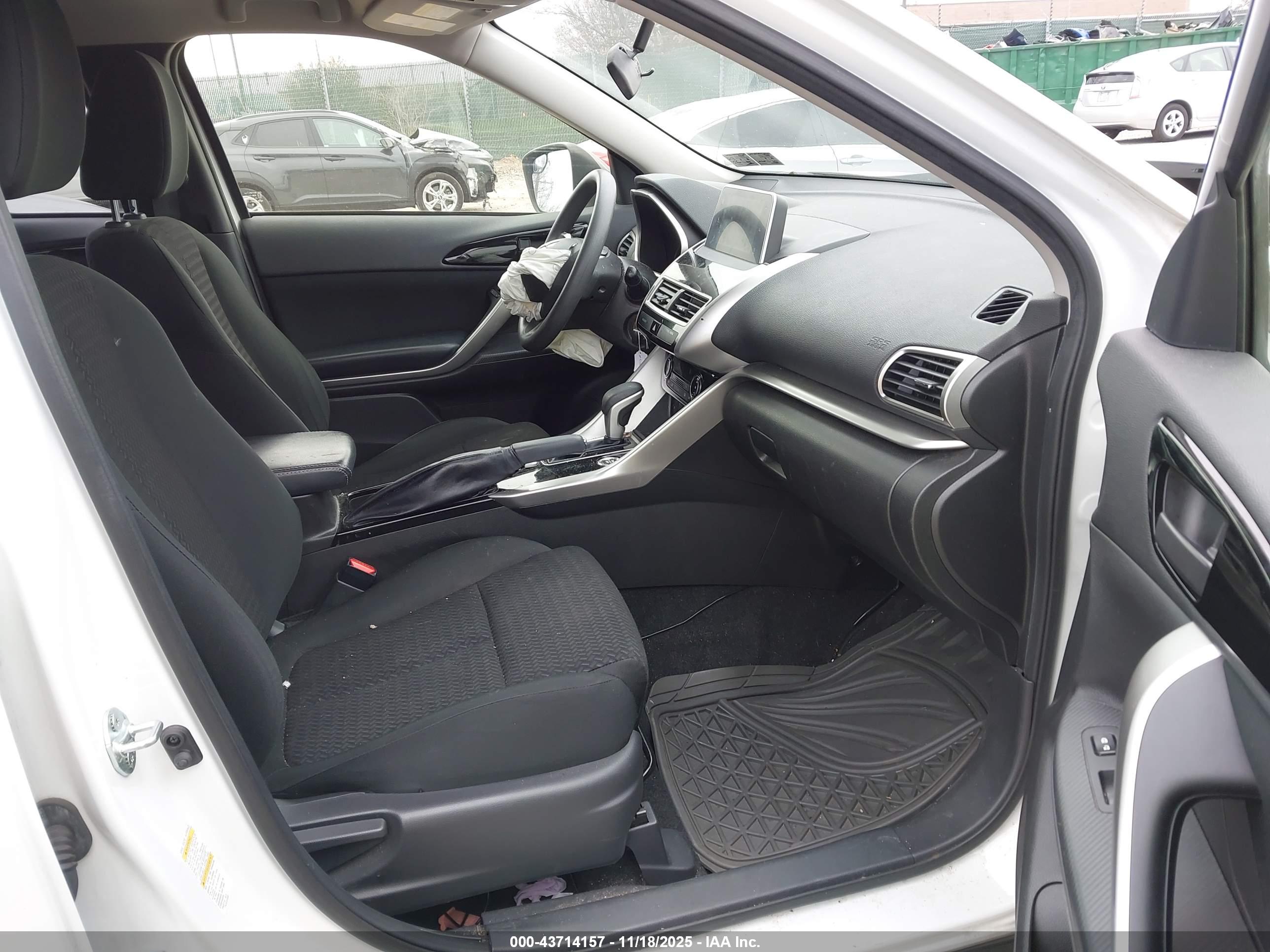 MITSUBISHI ECLIPSE image 5