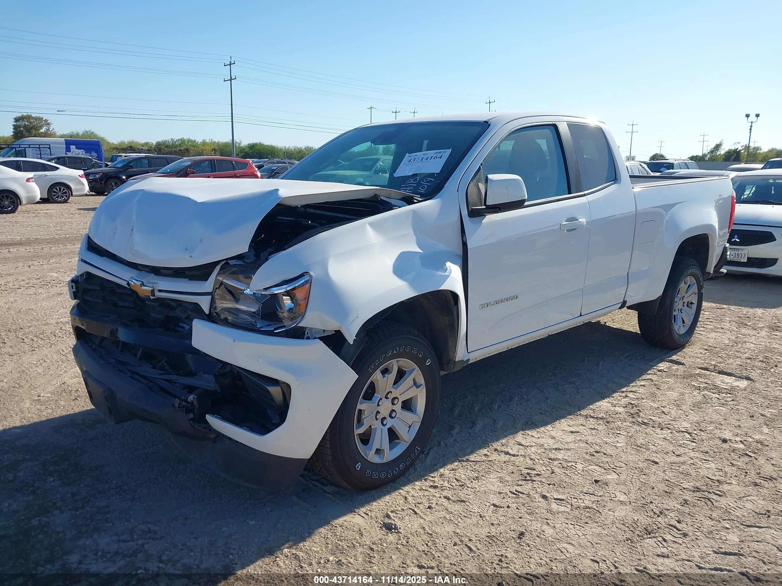 CHEVROLET COLORADO image 2
