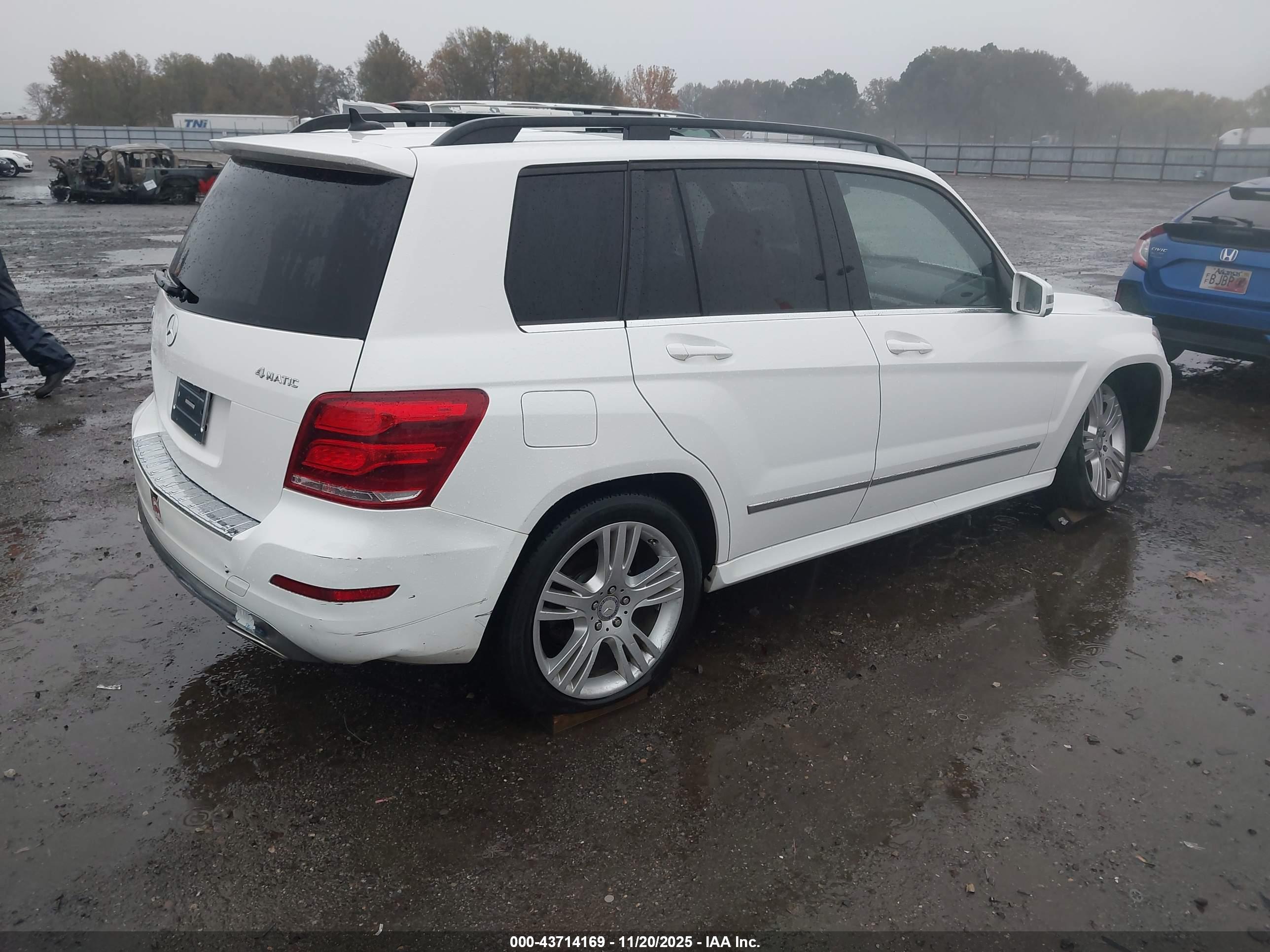 MERCEDES-BENZ GLK image 4