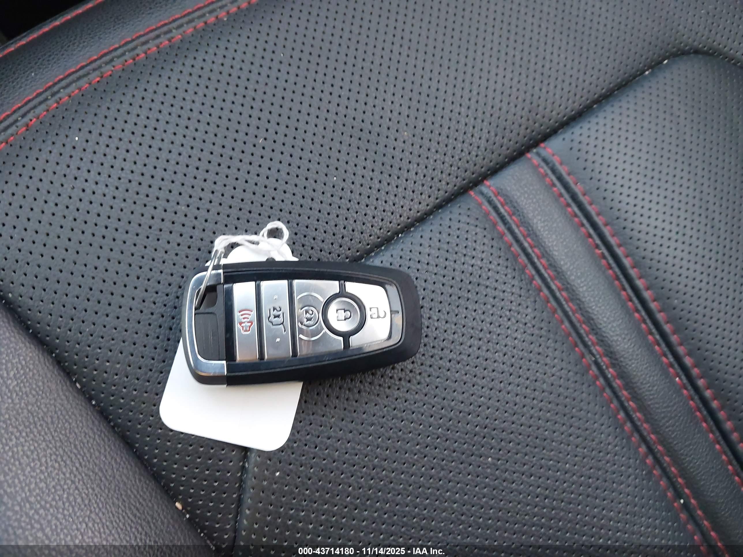 FORD EXPEDITION image 11