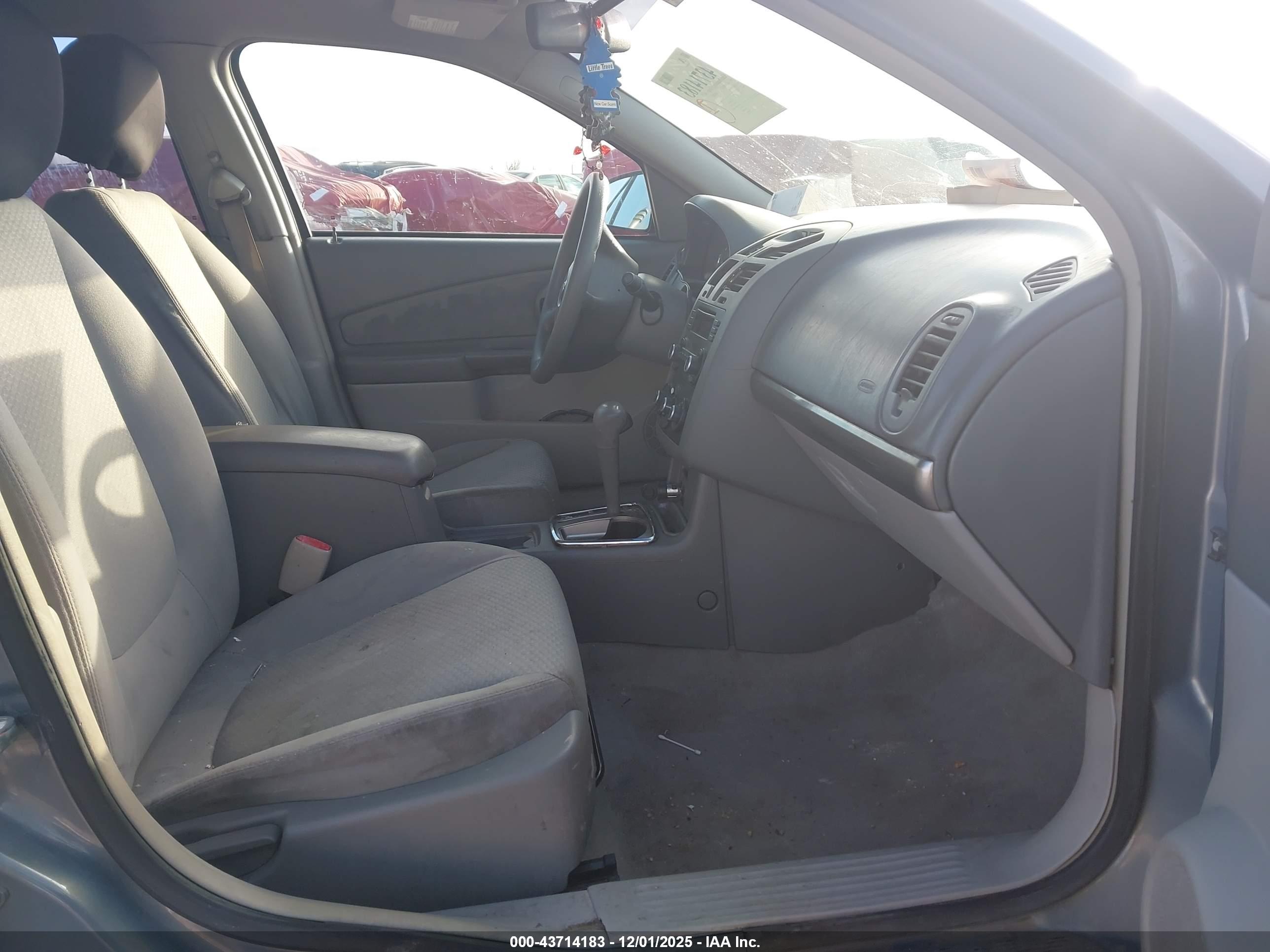 CHEVROLET MALIBU image 5