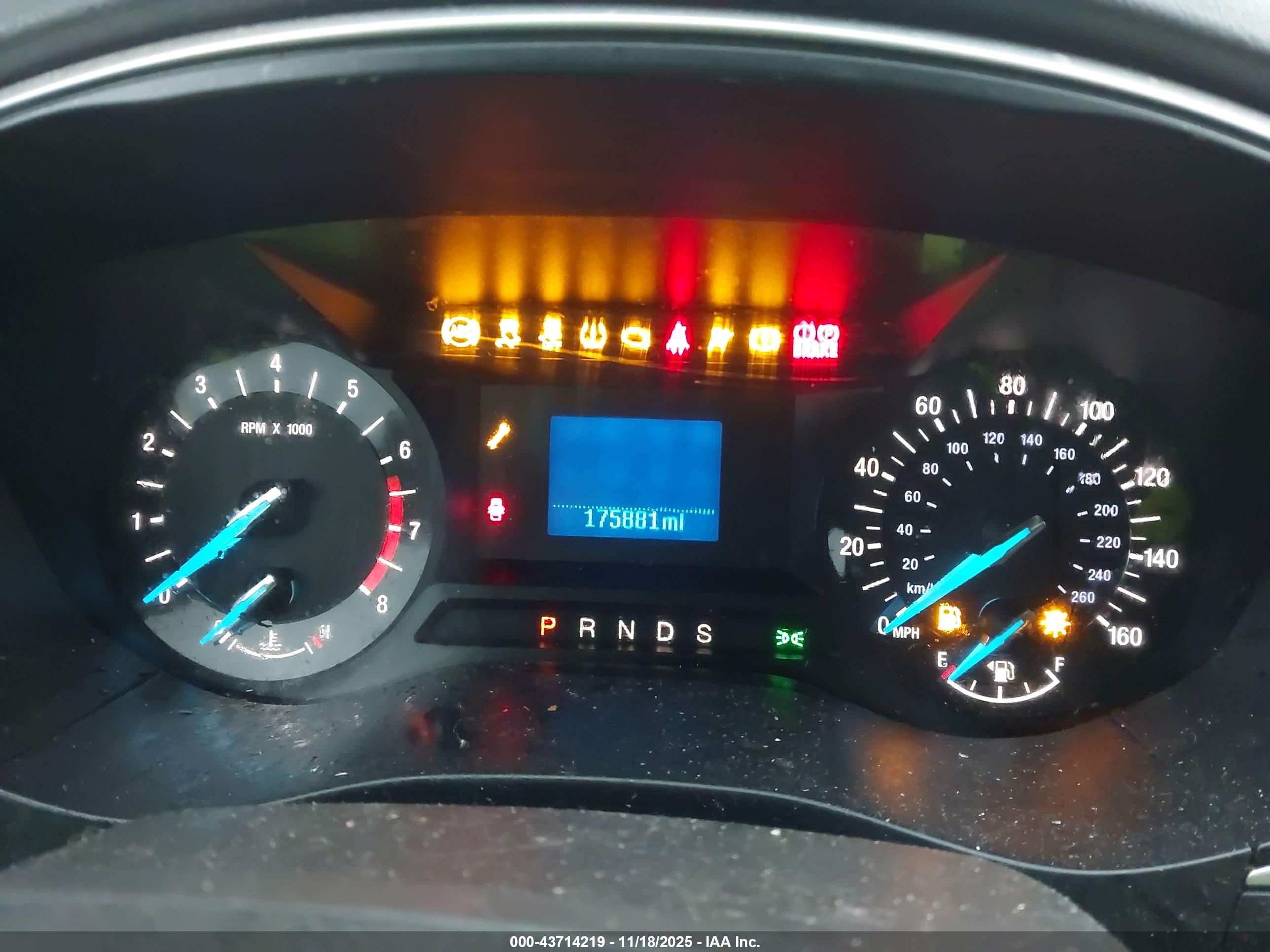 FORD FUSION image 7