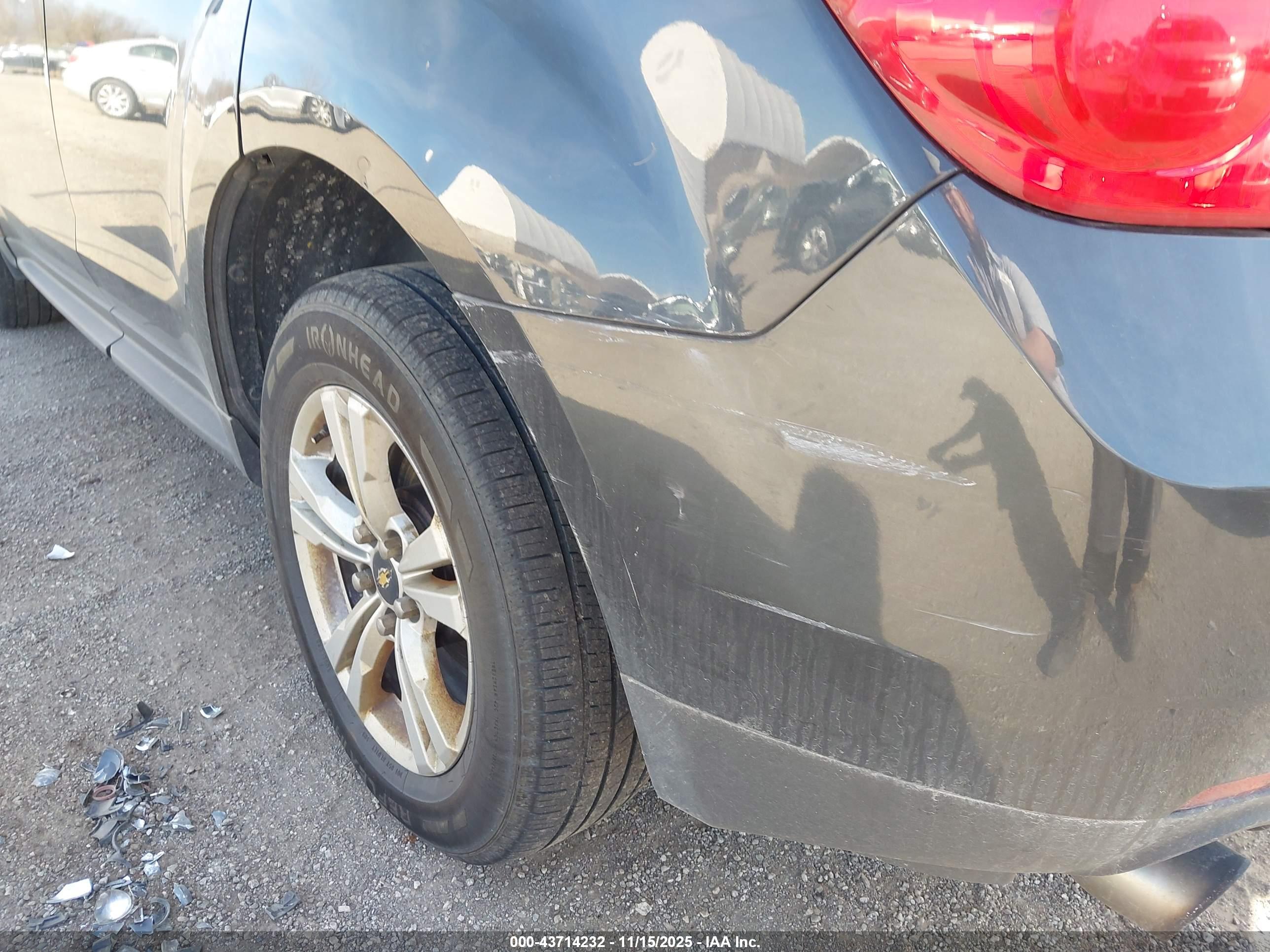 CHEVROLET EQUINOX image 6
