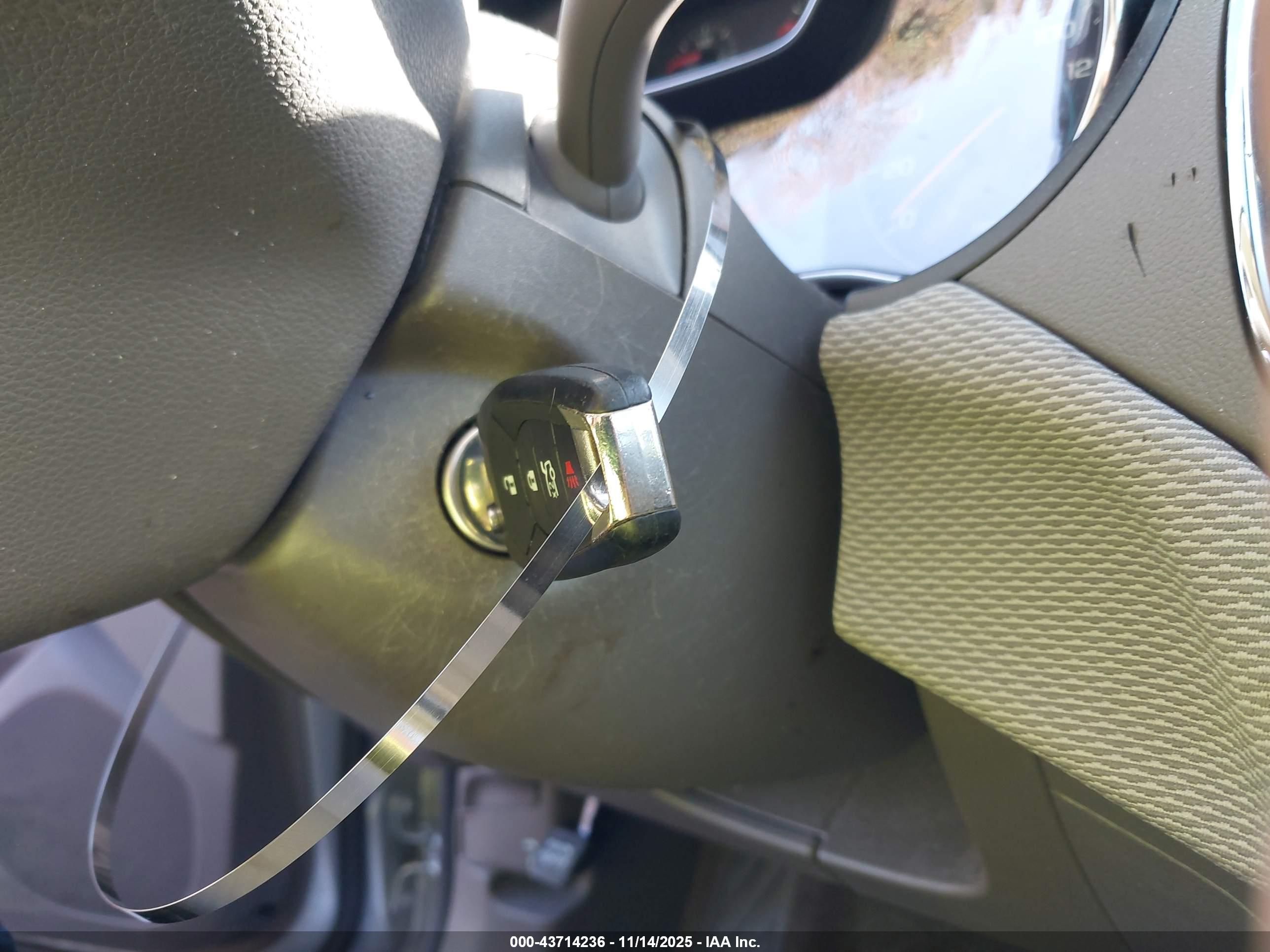 CHEVROLET CRUZE image 11