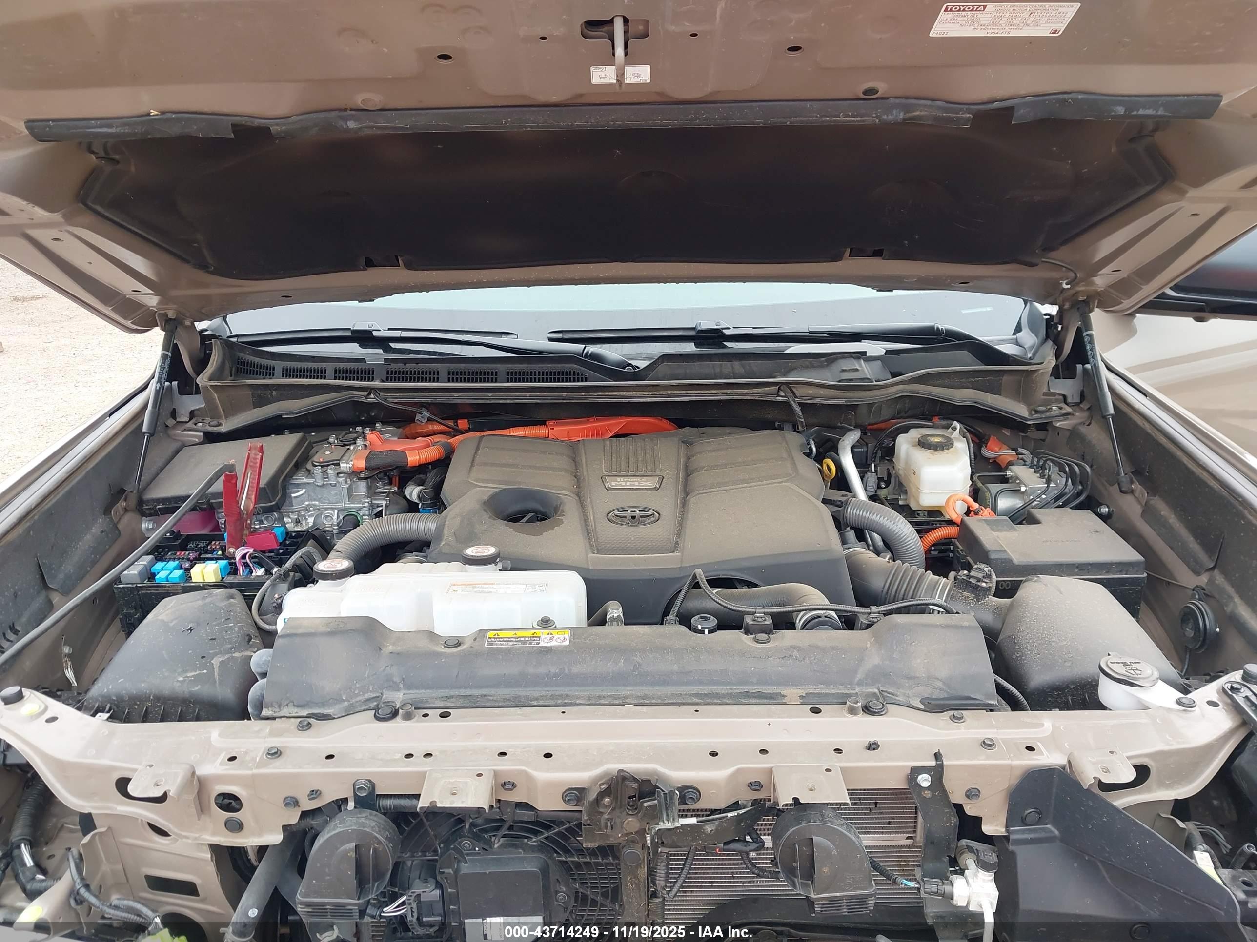 TOYOTA SEQUOIA image 10