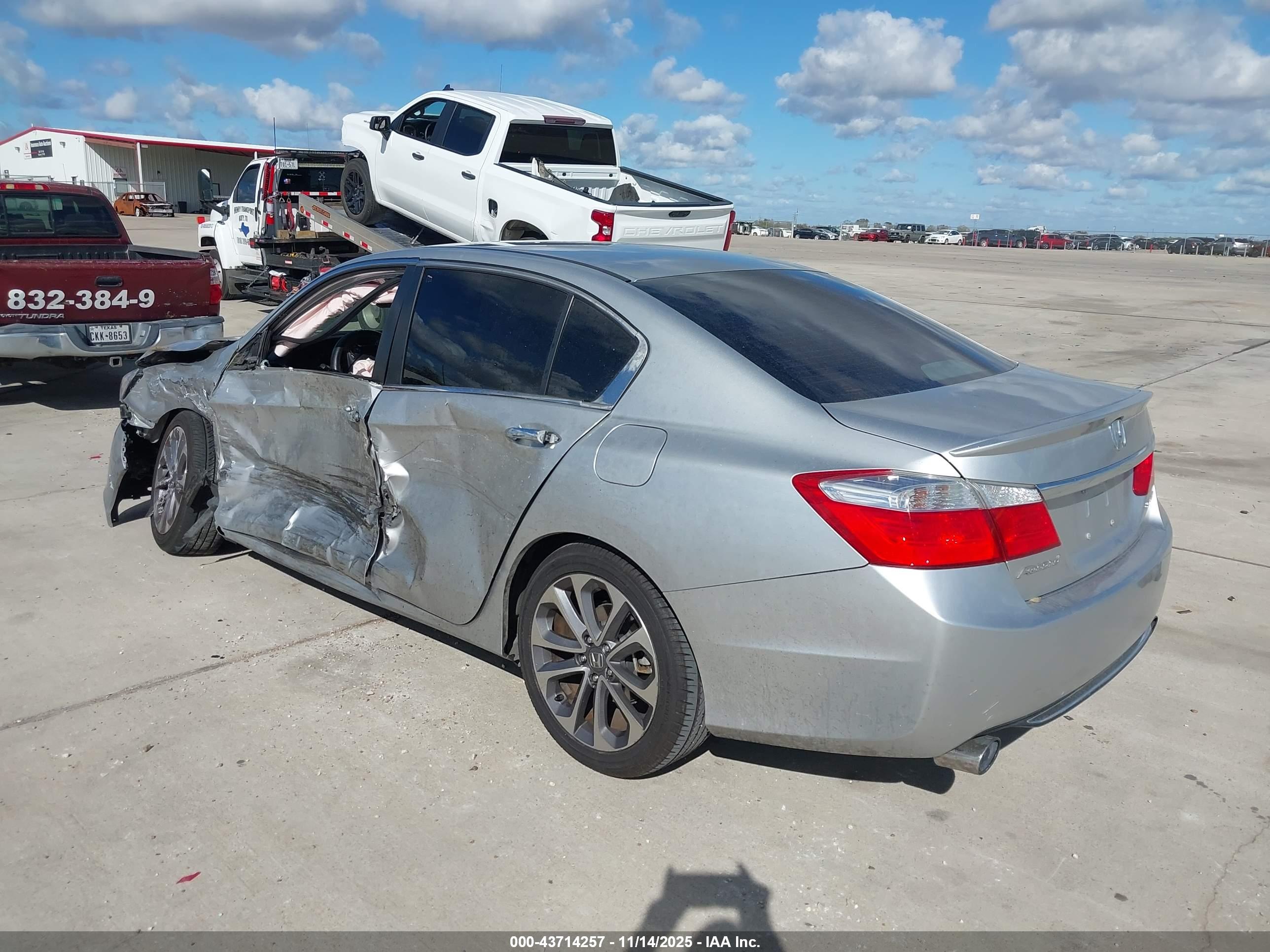 HONDA ACCORD image 3