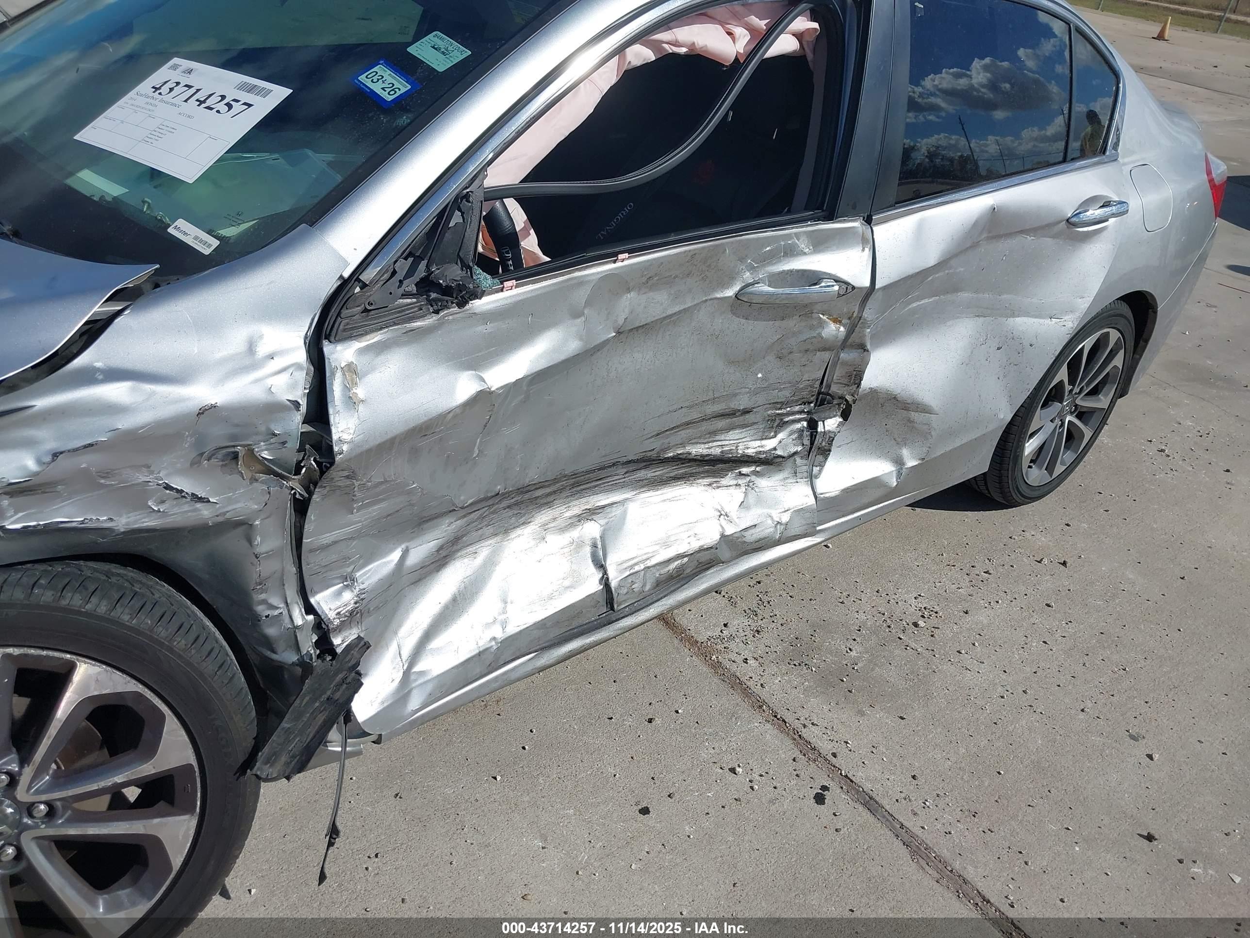 HONDA ACCORD image 6