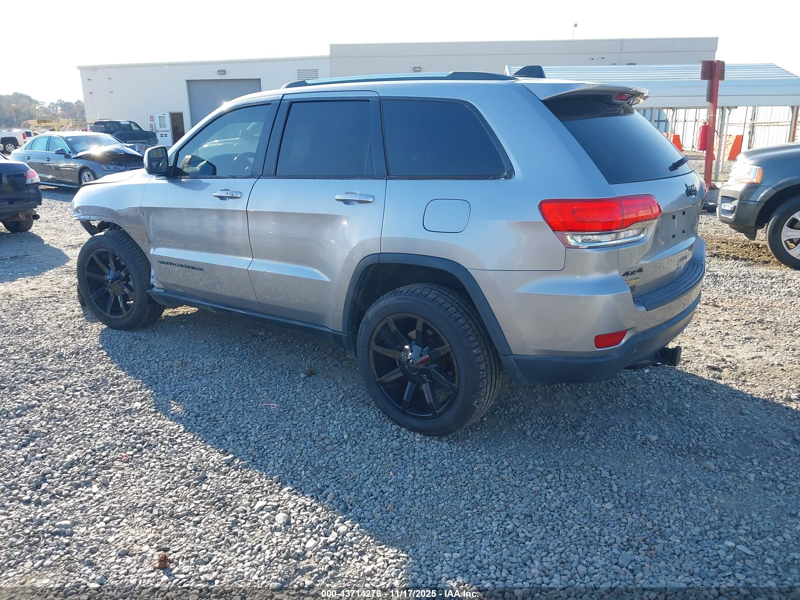 JEEP GRAND image 3