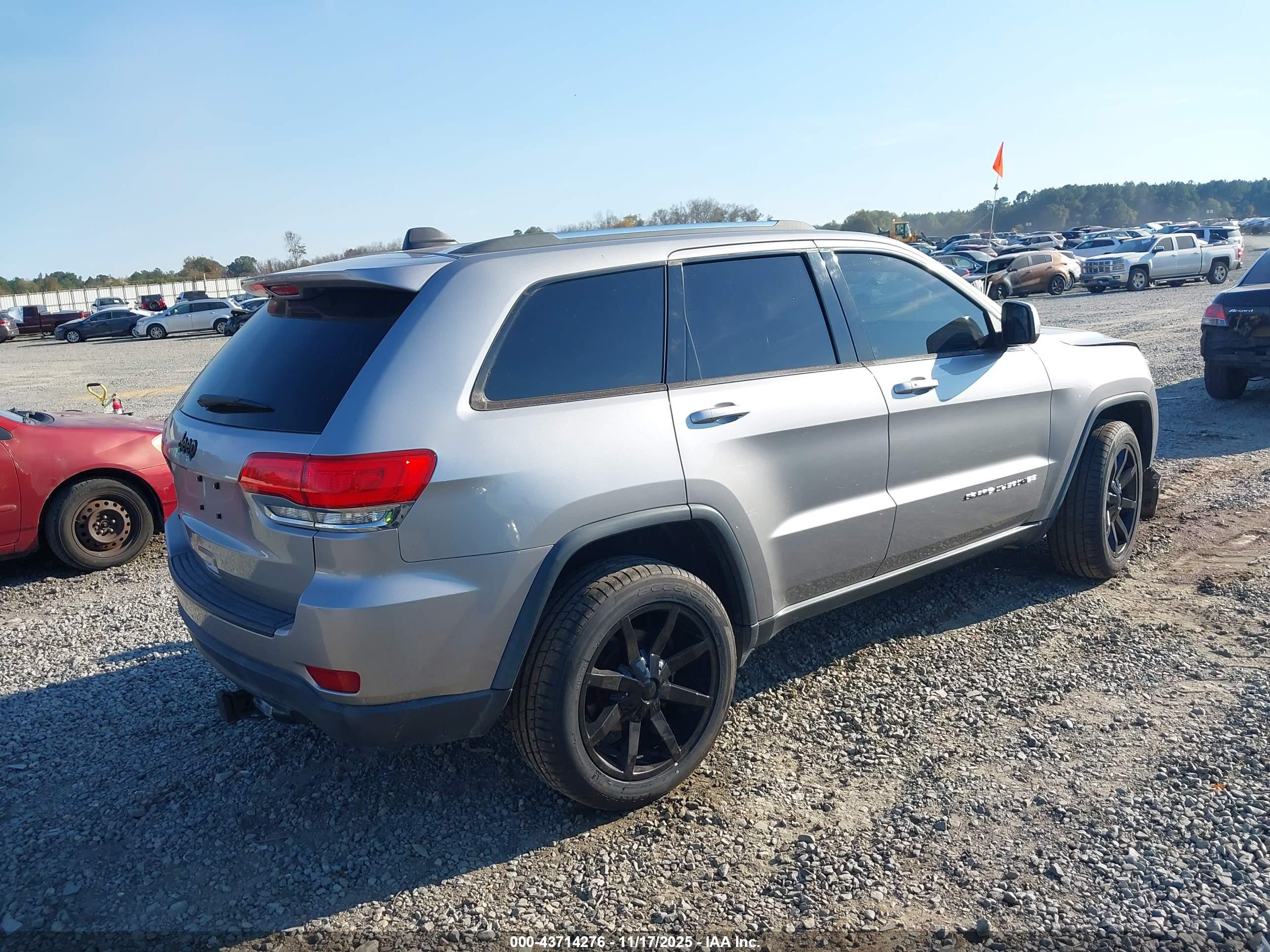 JEEP GRAND image 4