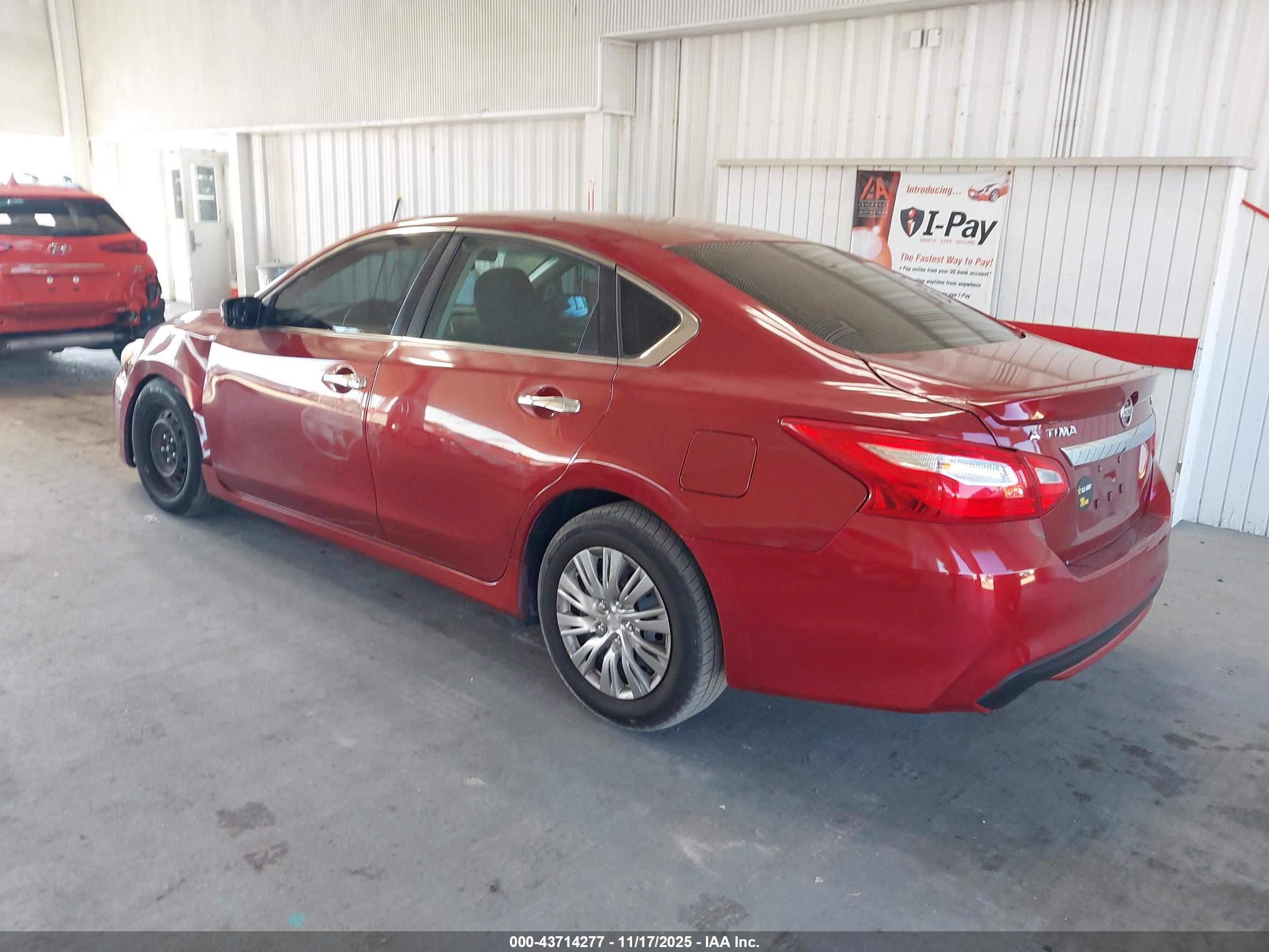 NISSAN ALTIMA image 3