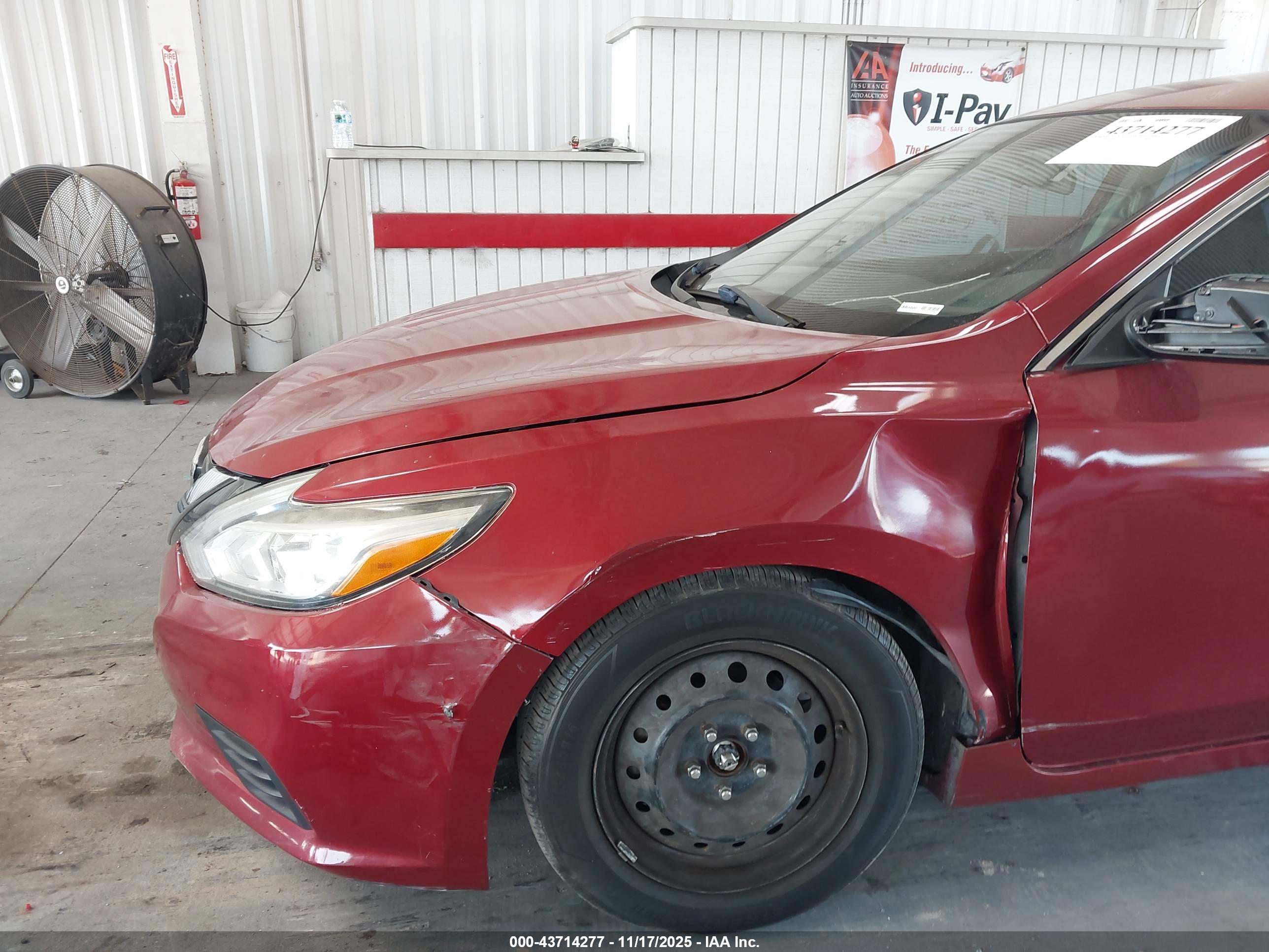 NISSAN ALTIMA image 6