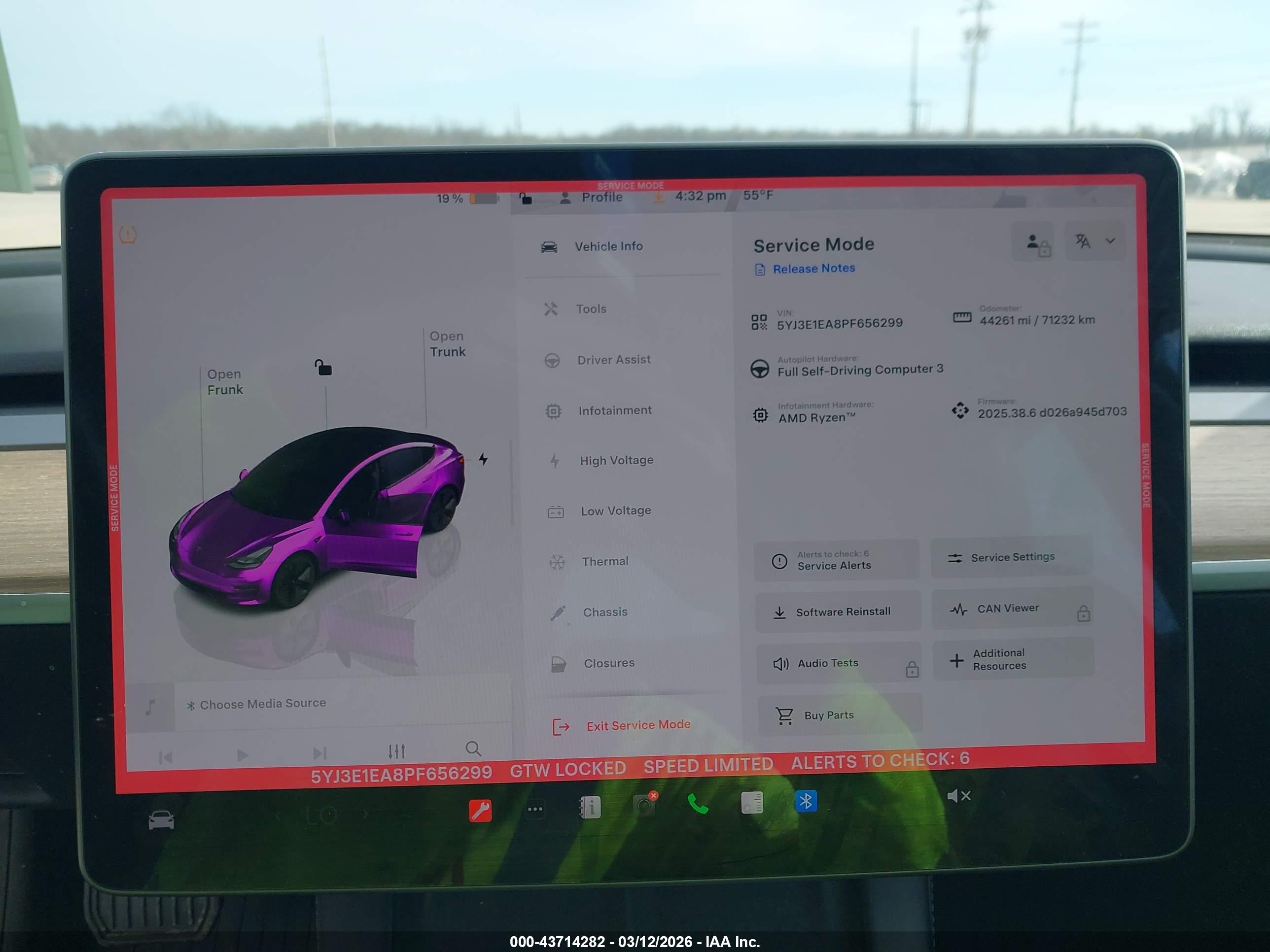 TESLA MODEL image 7