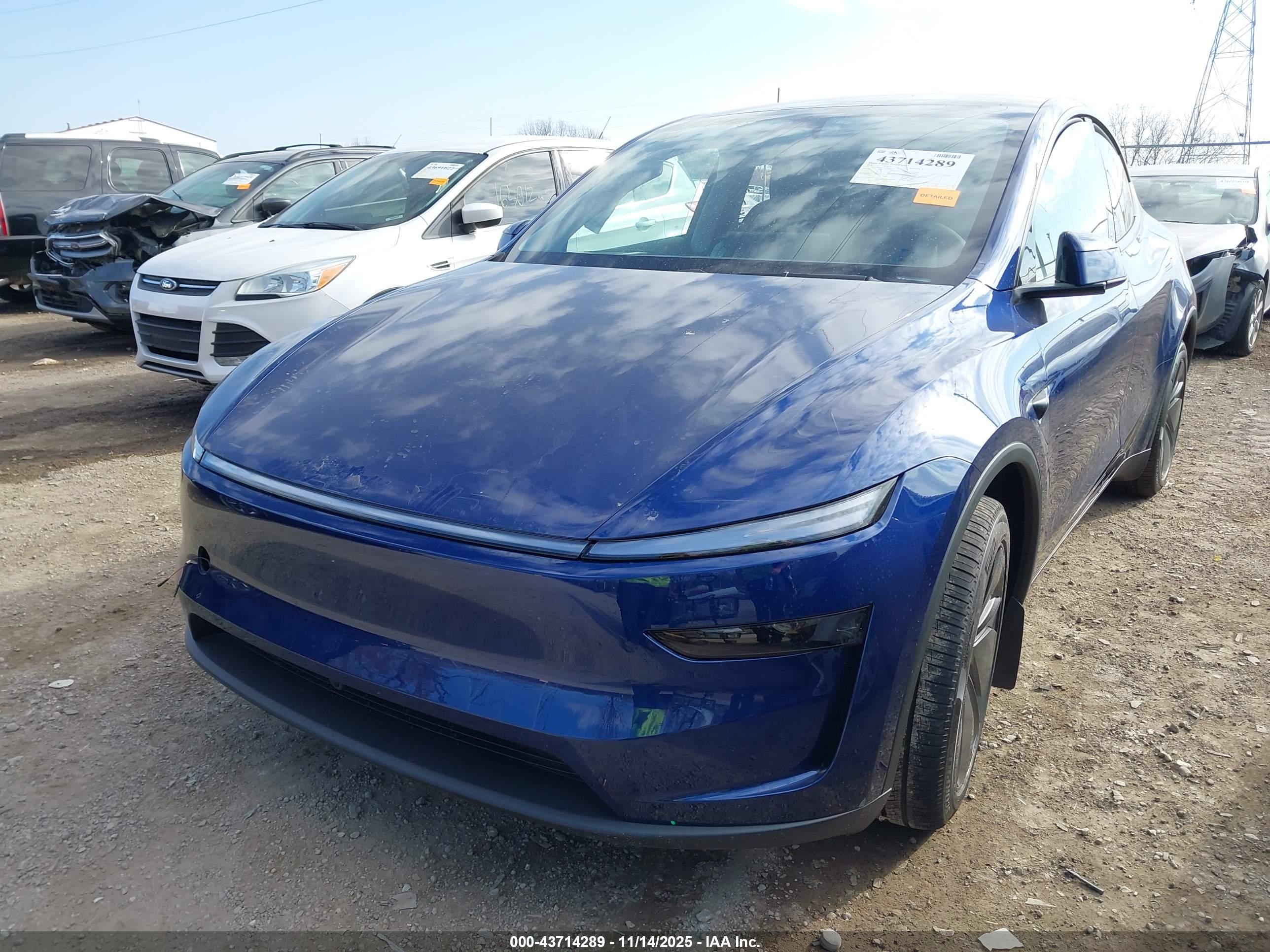 TESLA MODEL image 2