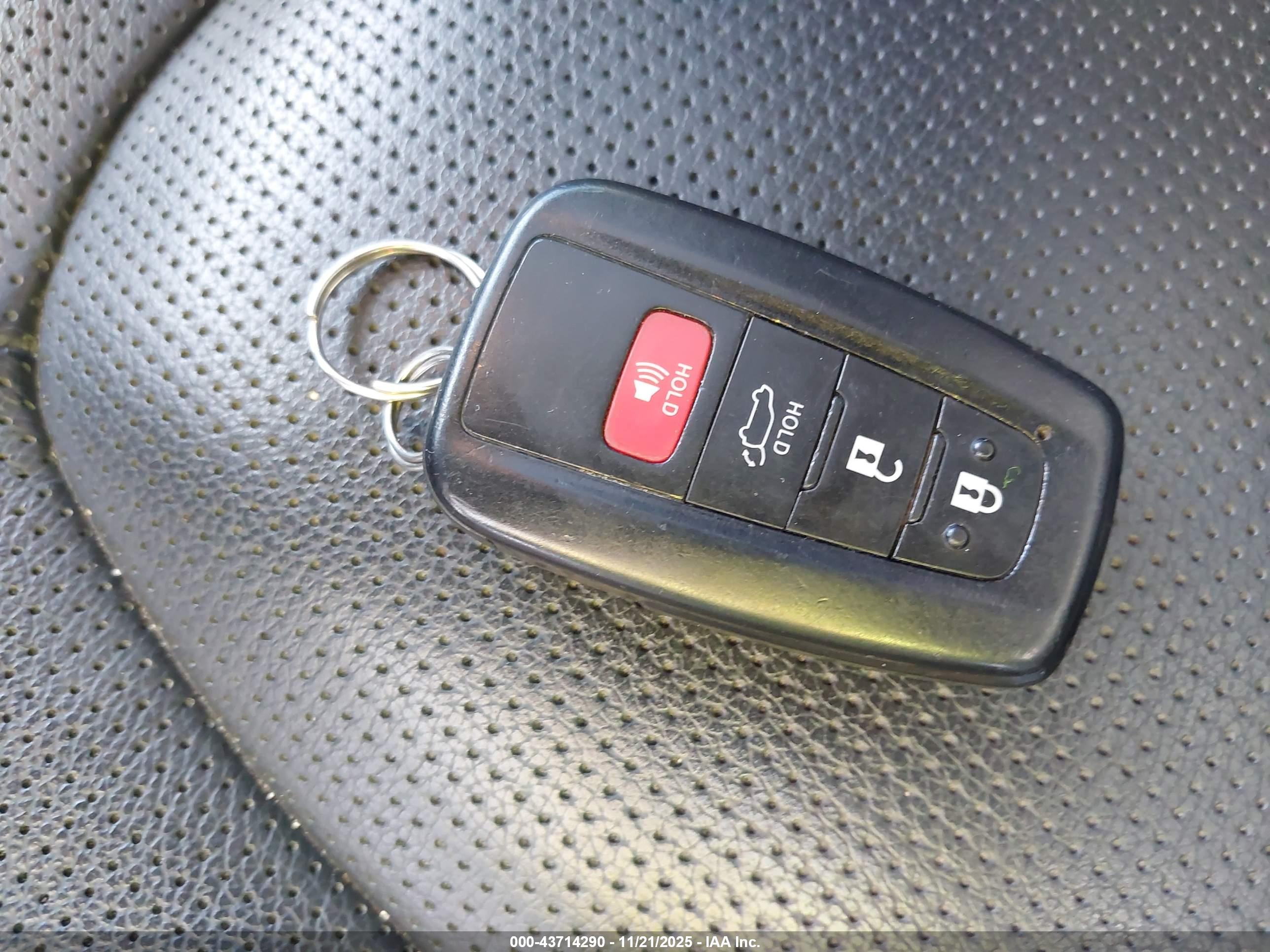 TOYOTA HIGHLANDER image 11