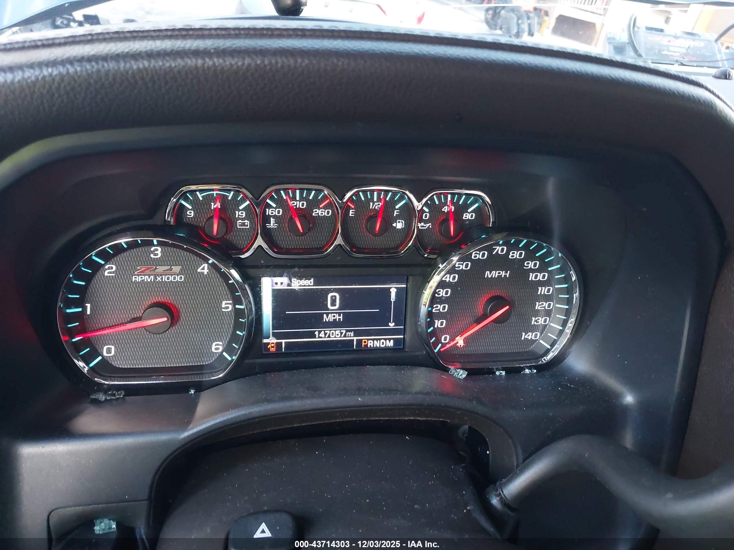 CHEVROLET SILVERADO image 7