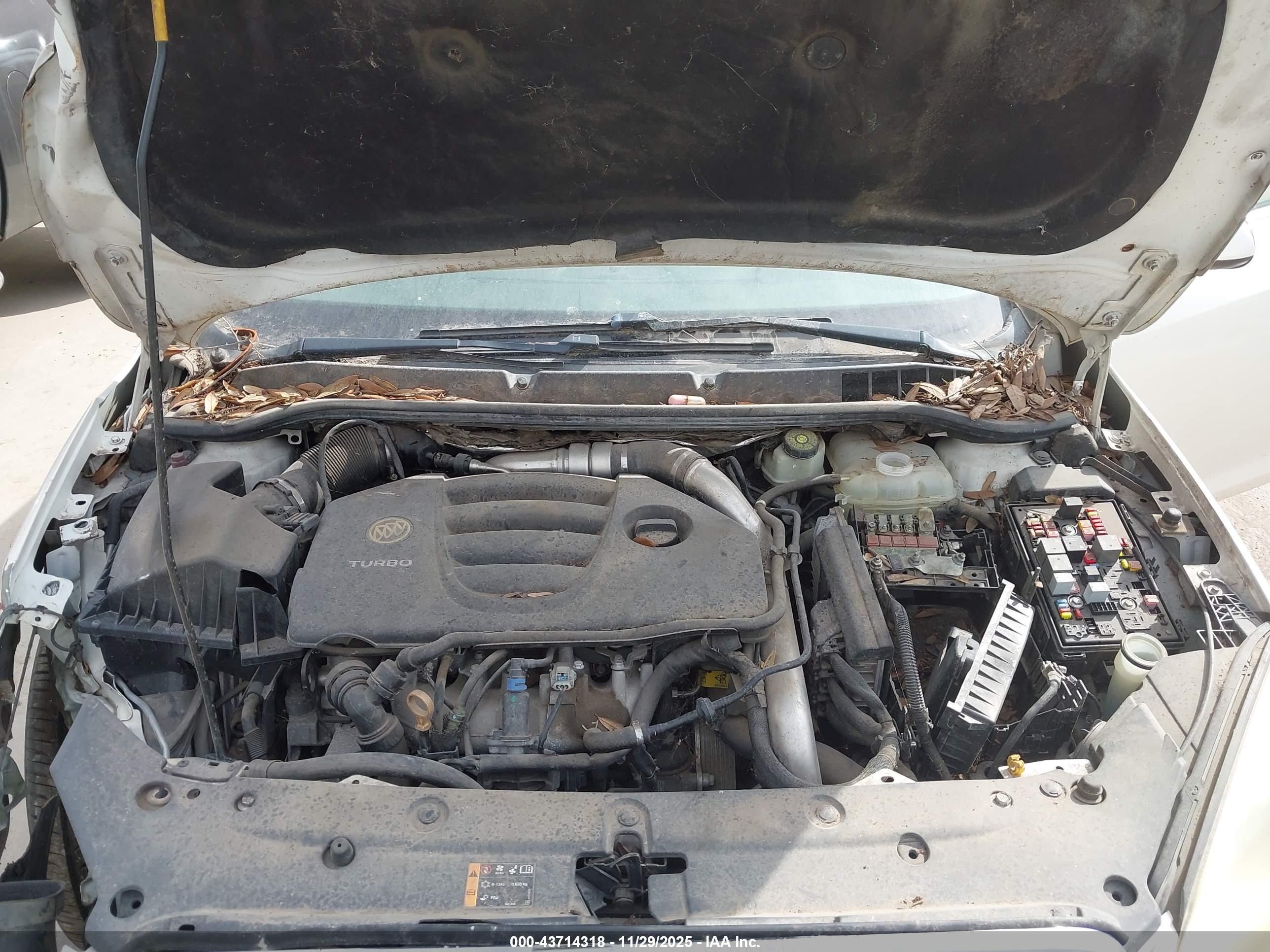 BUICK VERANO image 10