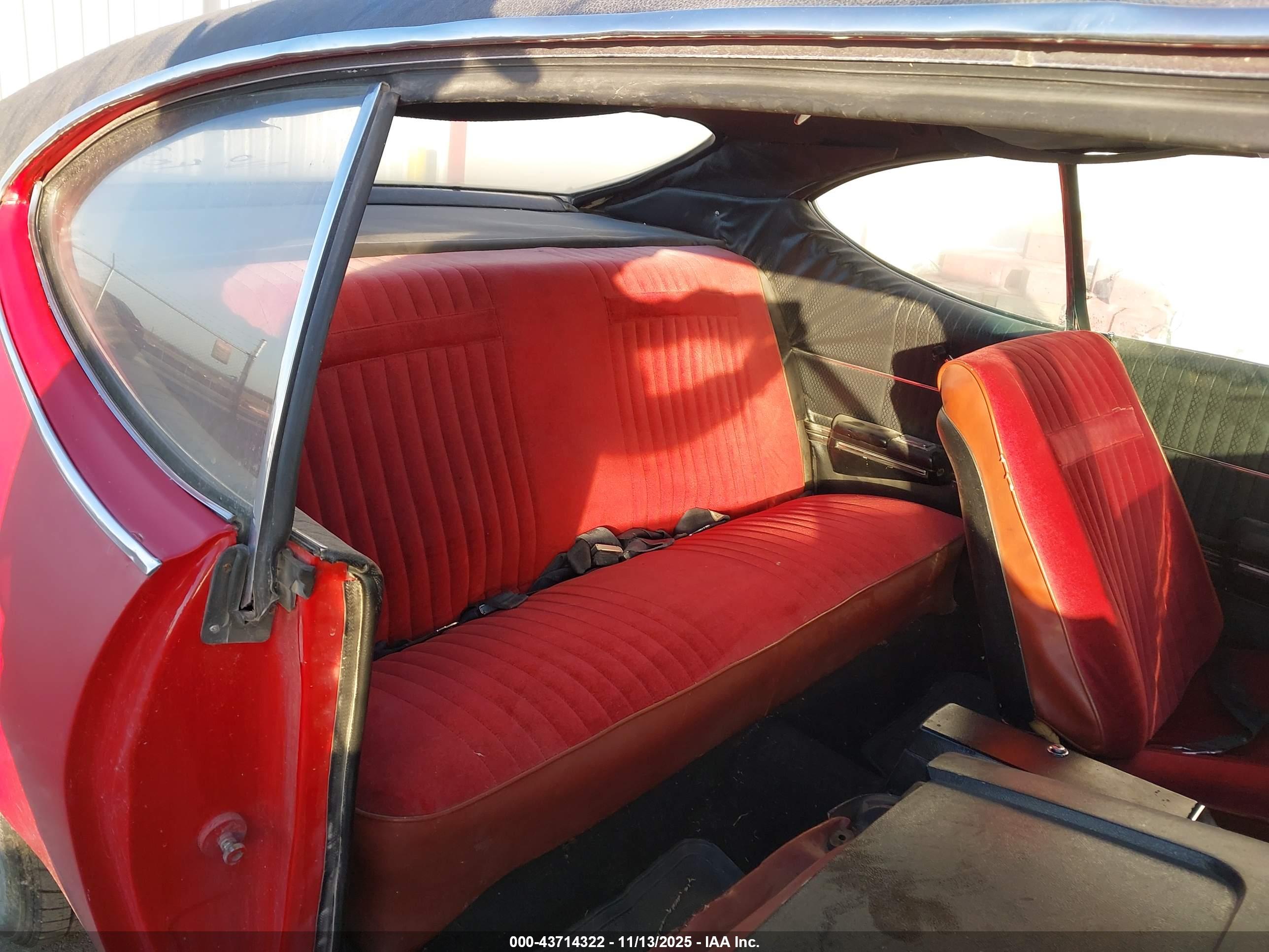 OLDSMOBILE CUTLASS image 8