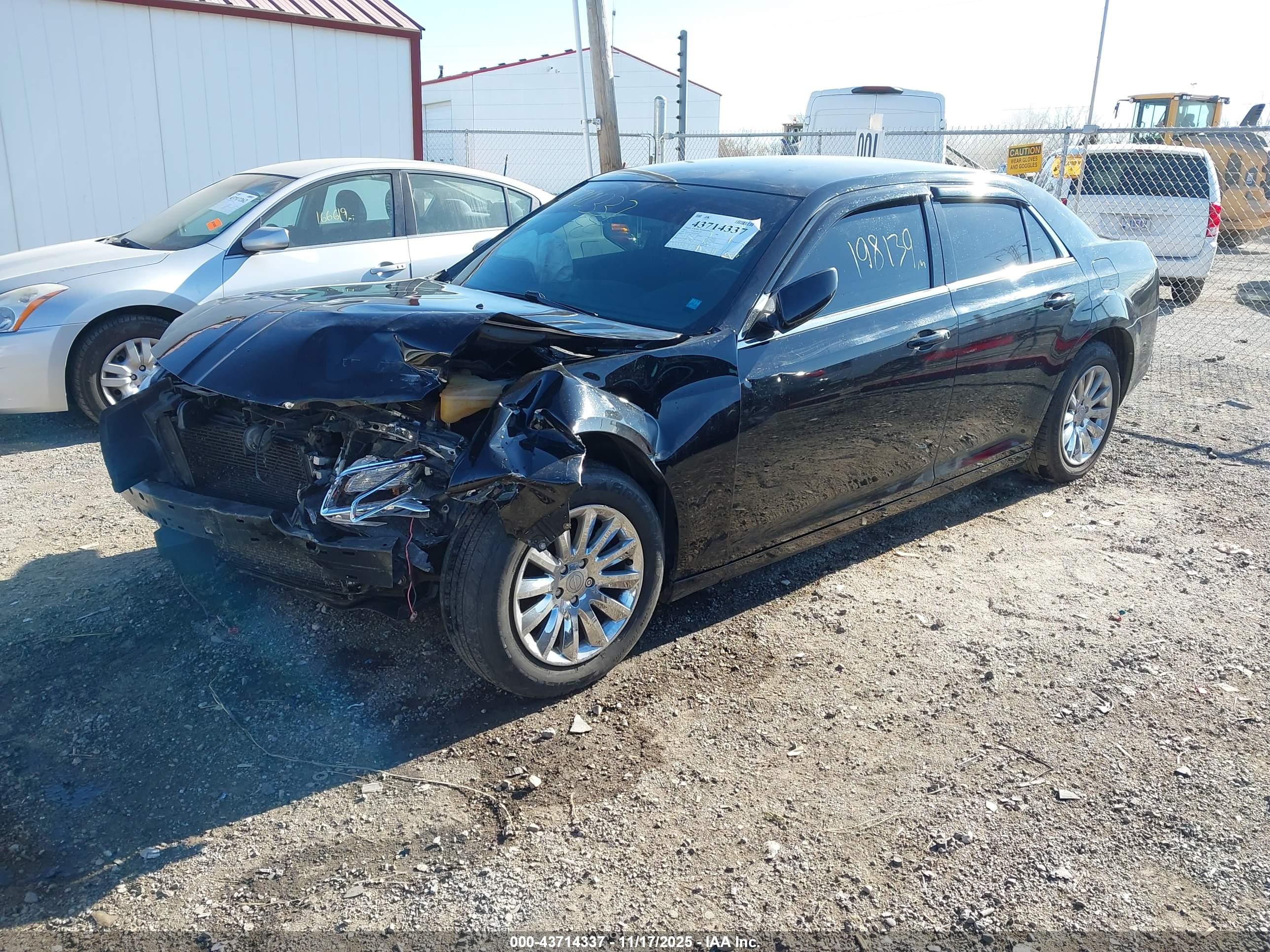CHRYSLER 300 image 2