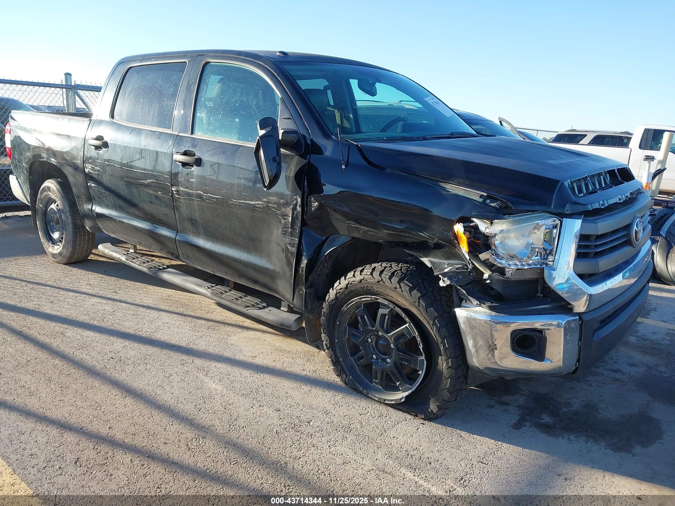 TOYOTA TUNDRA image 6