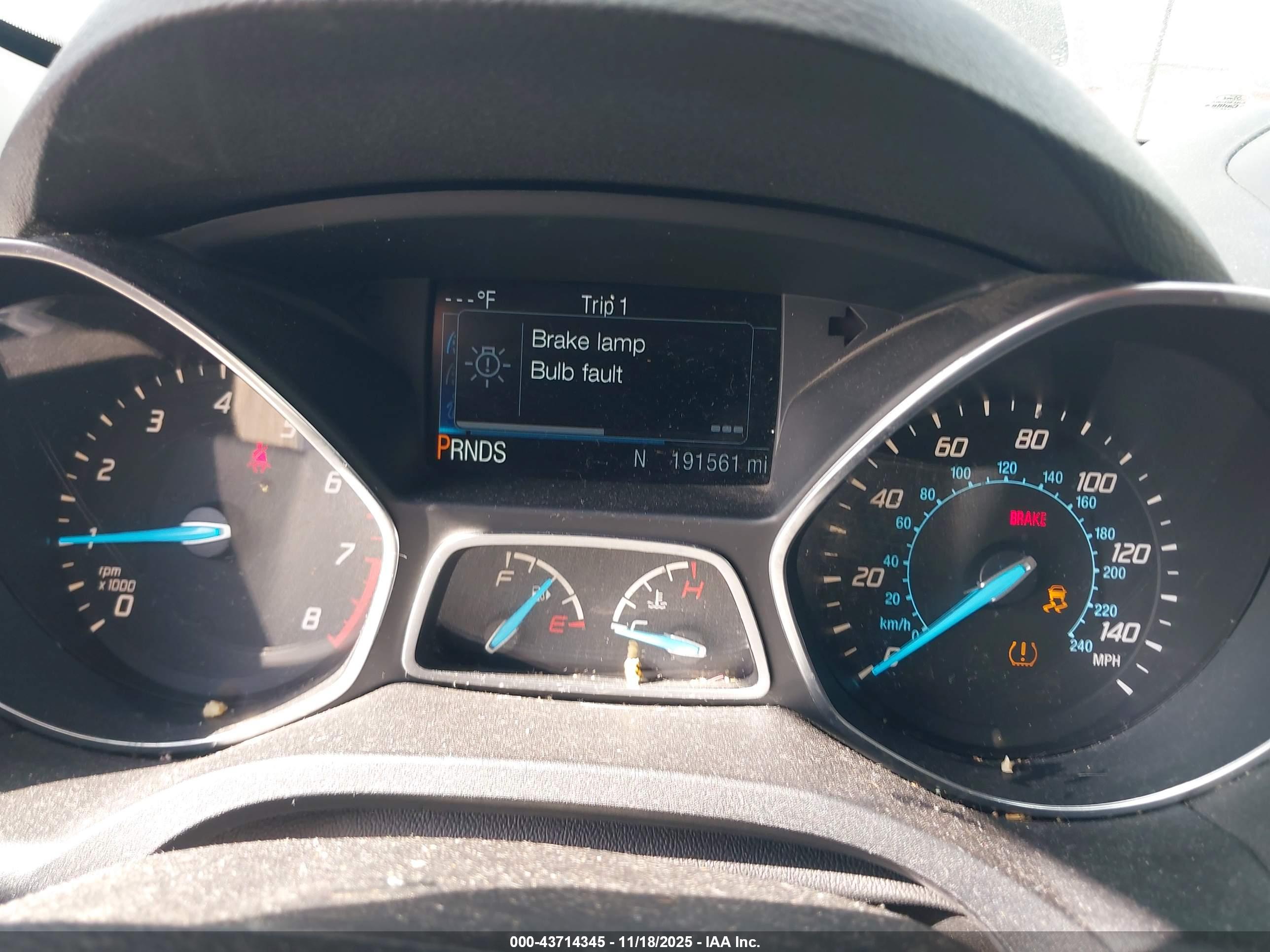 FORD ESCAPE image 7