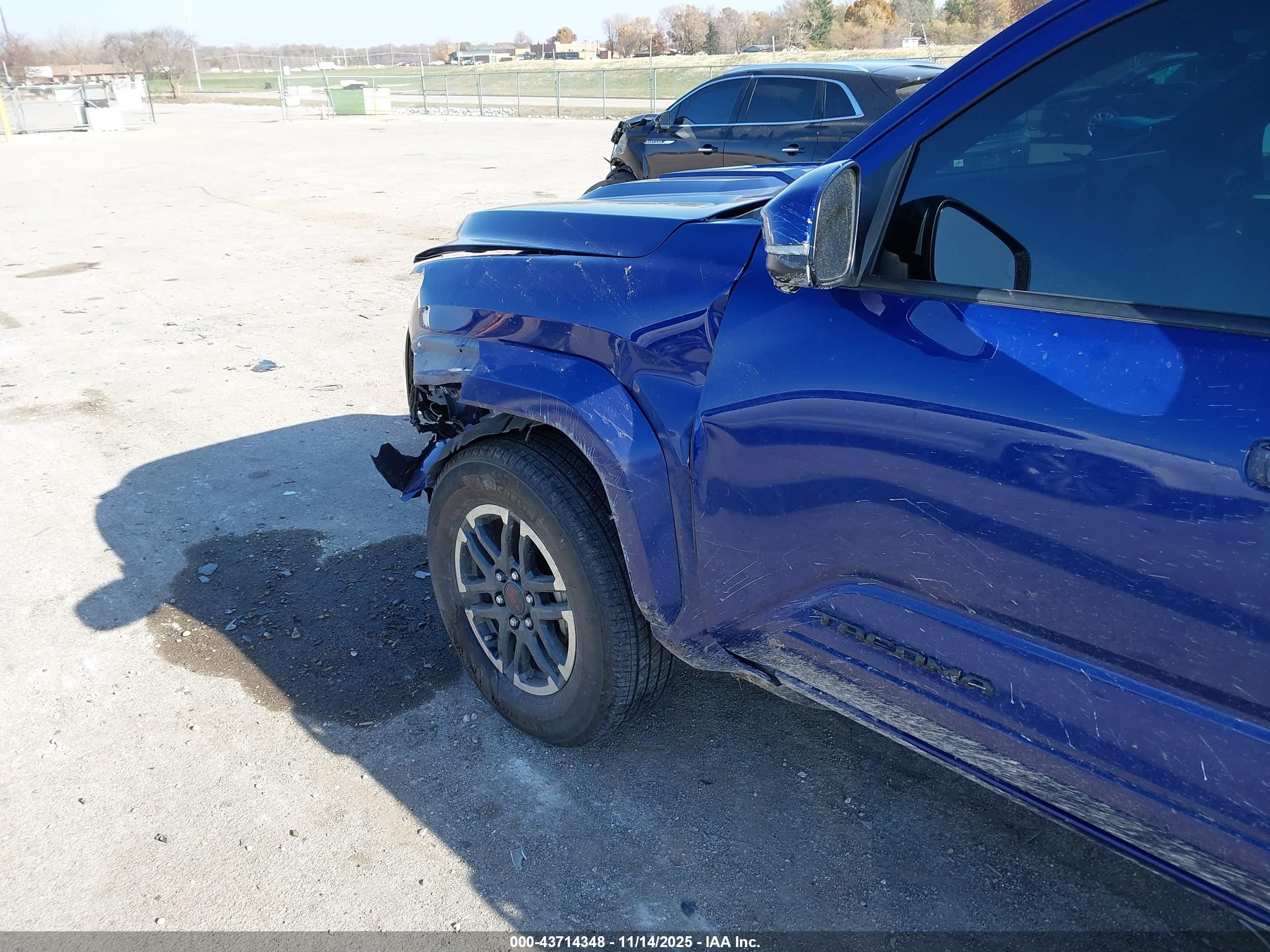 TOYOTA TACOMA image 6