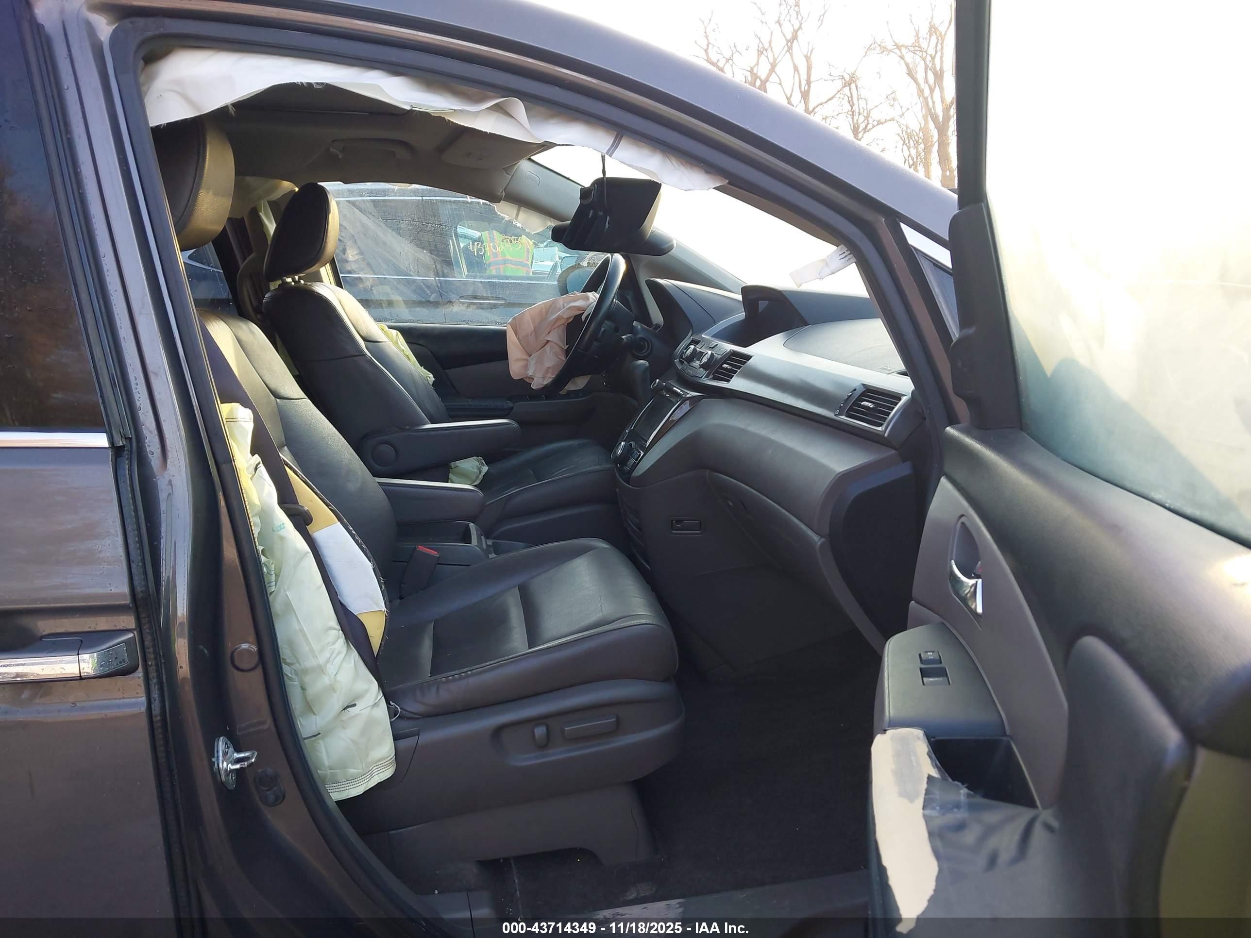 HONDA ODYSSEY image 5