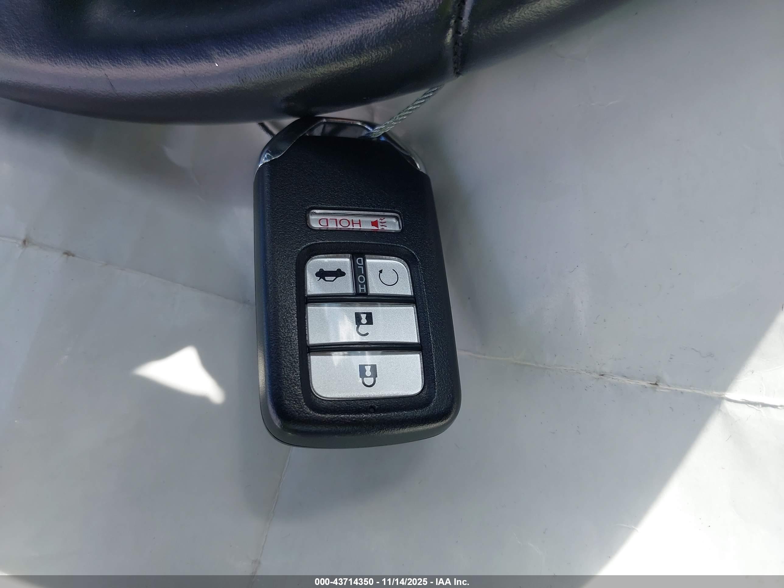 HONDA CIVIC image 11