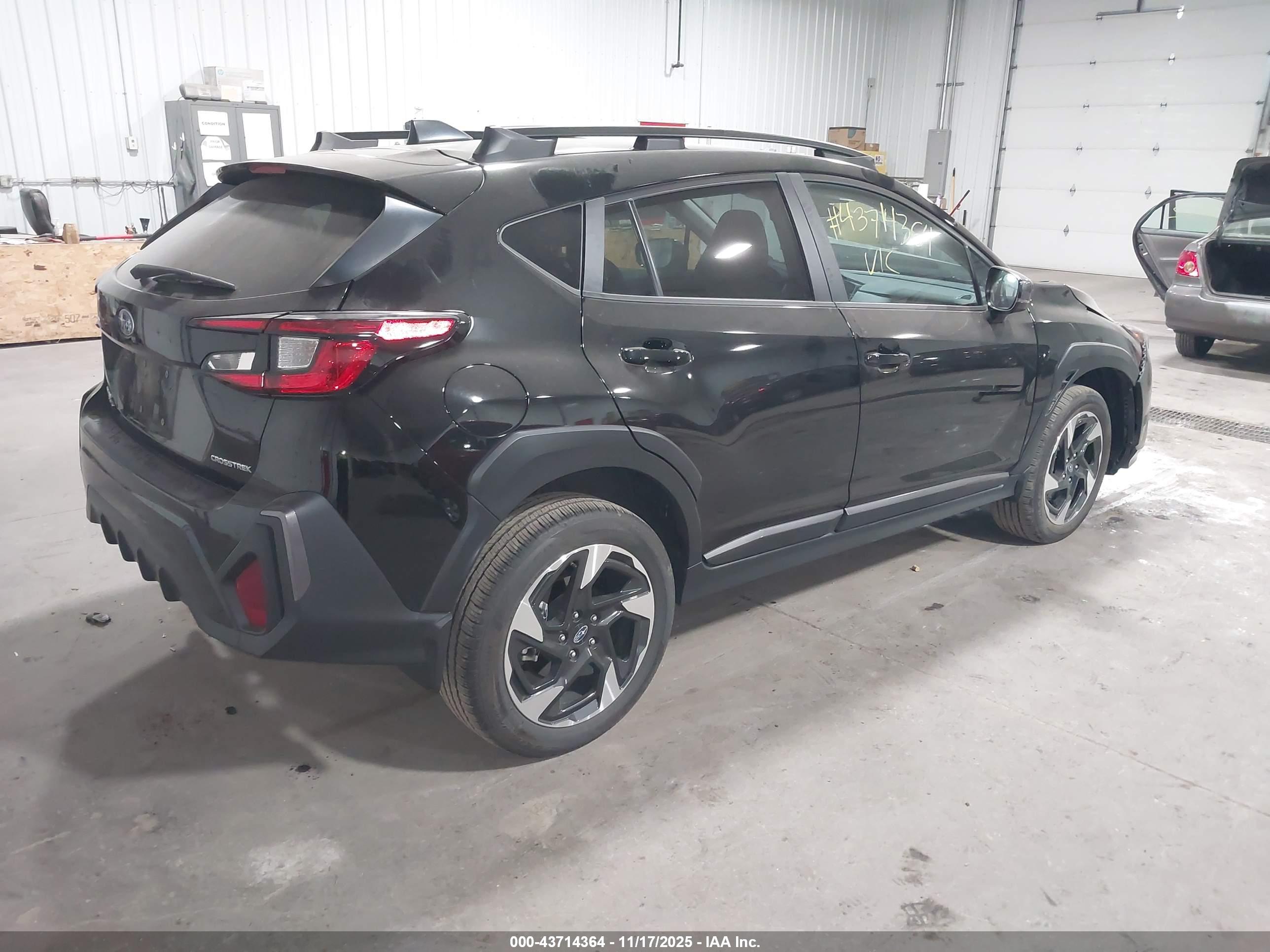 SUBARU CROSSTREK image 4